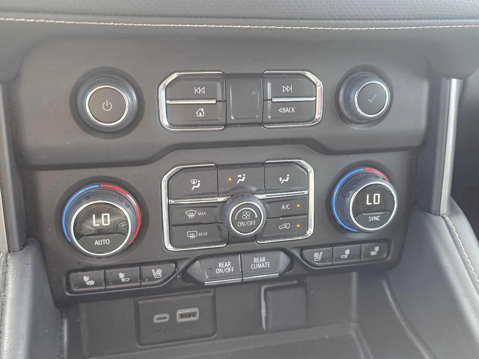 2024 Chevrolet Tahoe Premier