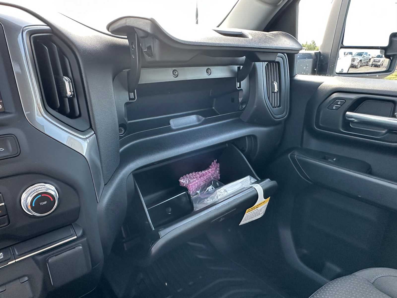 2025 GMC Sierra 2500HD Pro