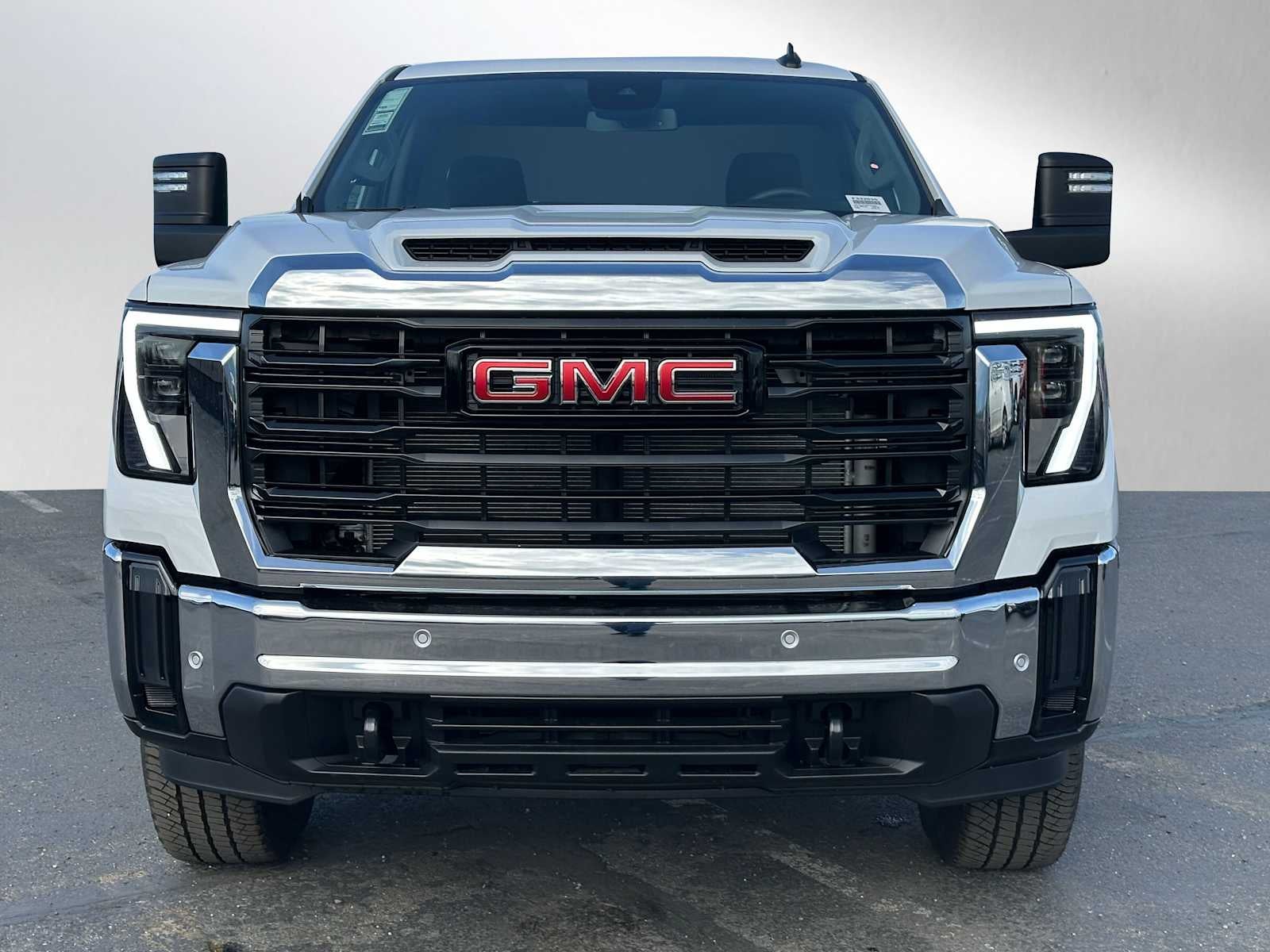 2025 GMC Sierra 2500HD Pro