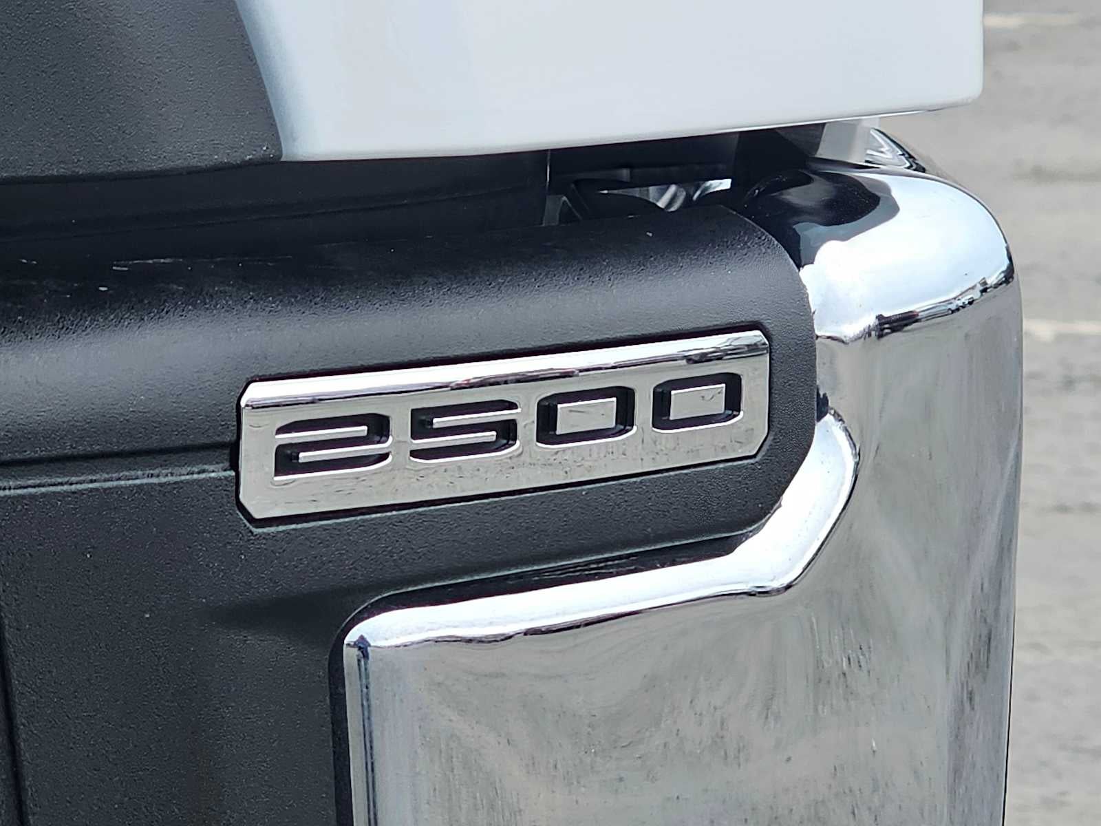 2025 GMC Sierra 2500HD Pro
