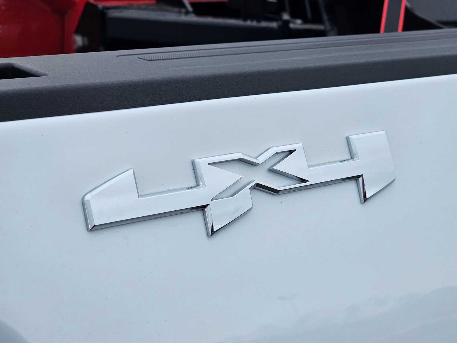 2025 GMC Sierra 2500HD Pro