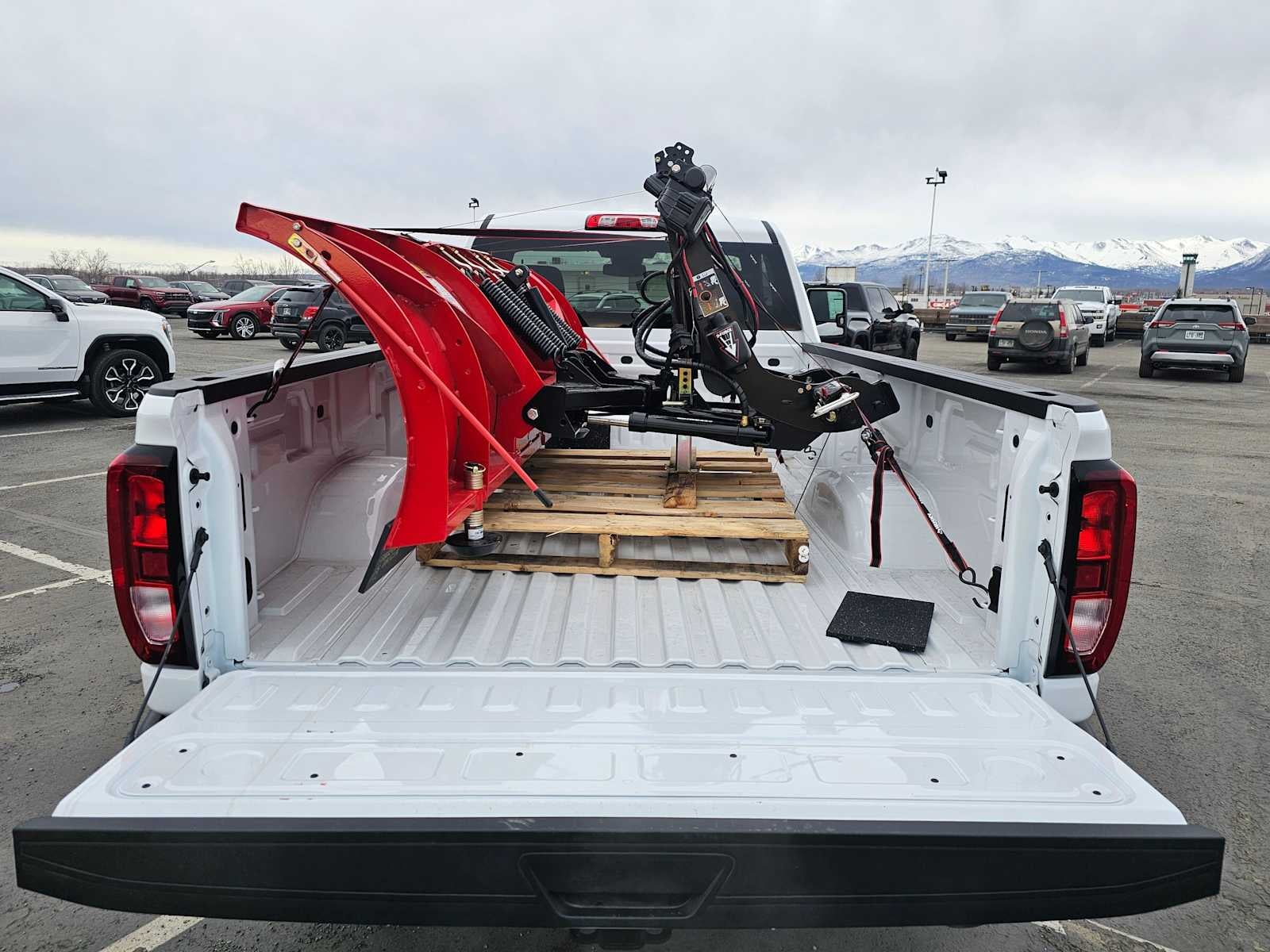 2025 GMC Sierra 2500HD Pro