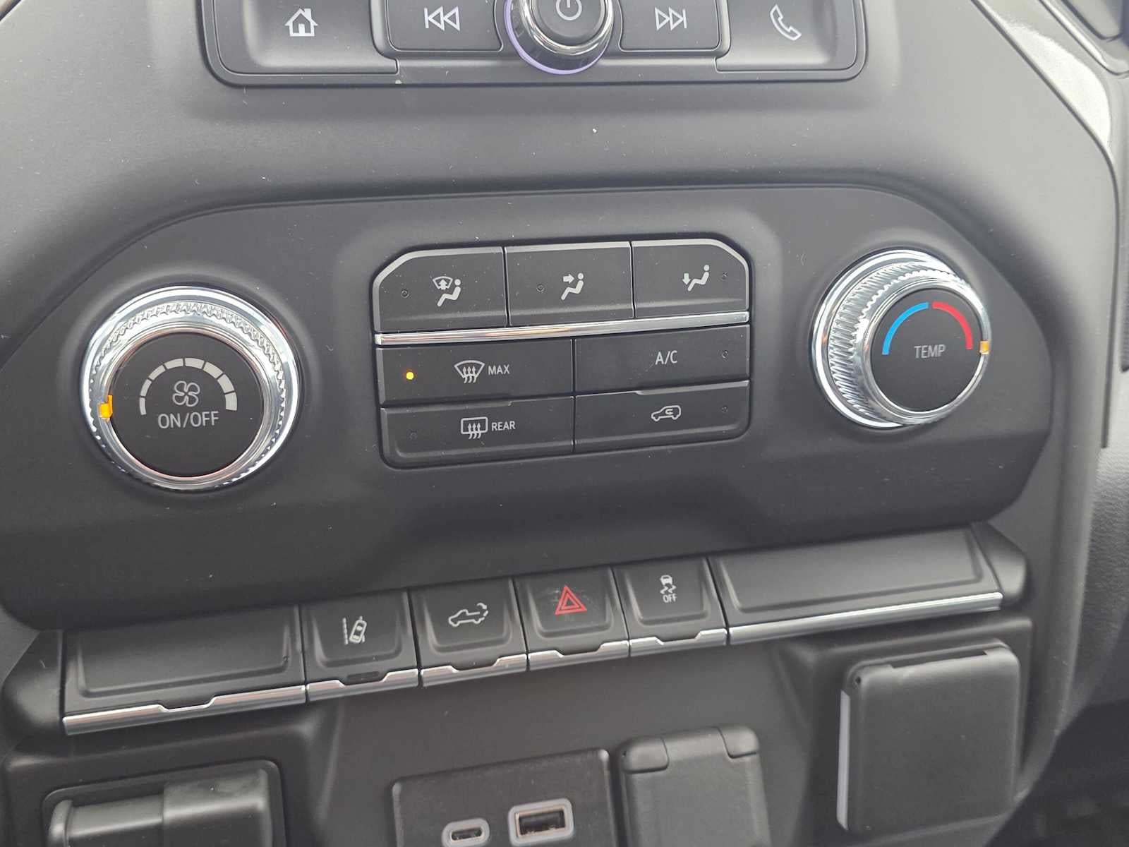 2026 GMC Sierra 3500HD Pro