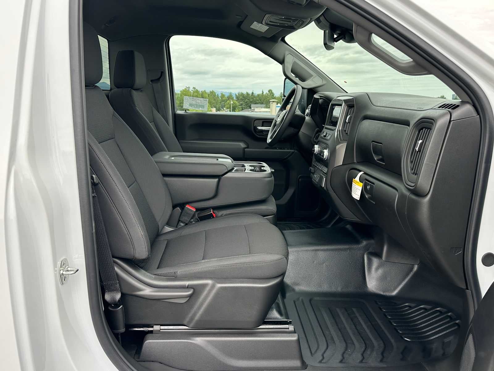 2025 GMC Sierra 3500HD Pro