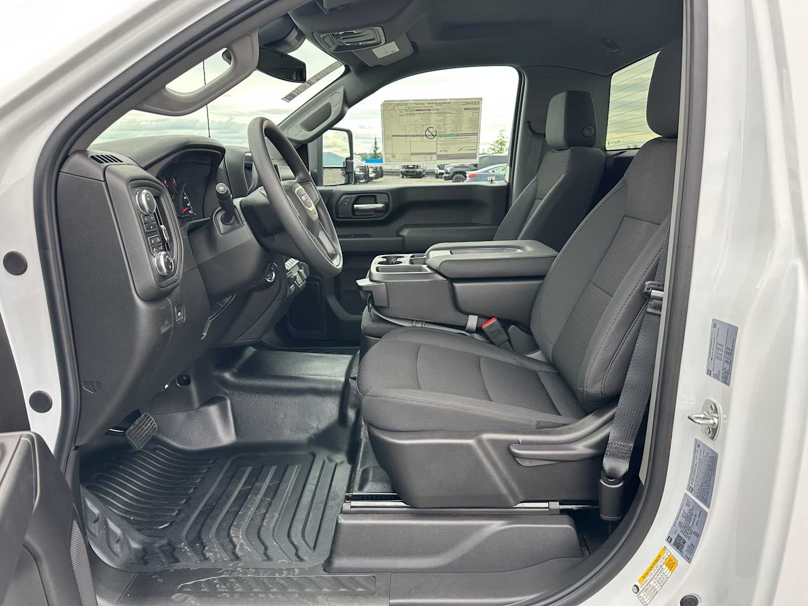 2025 GMC Sierra 3500HD Pro