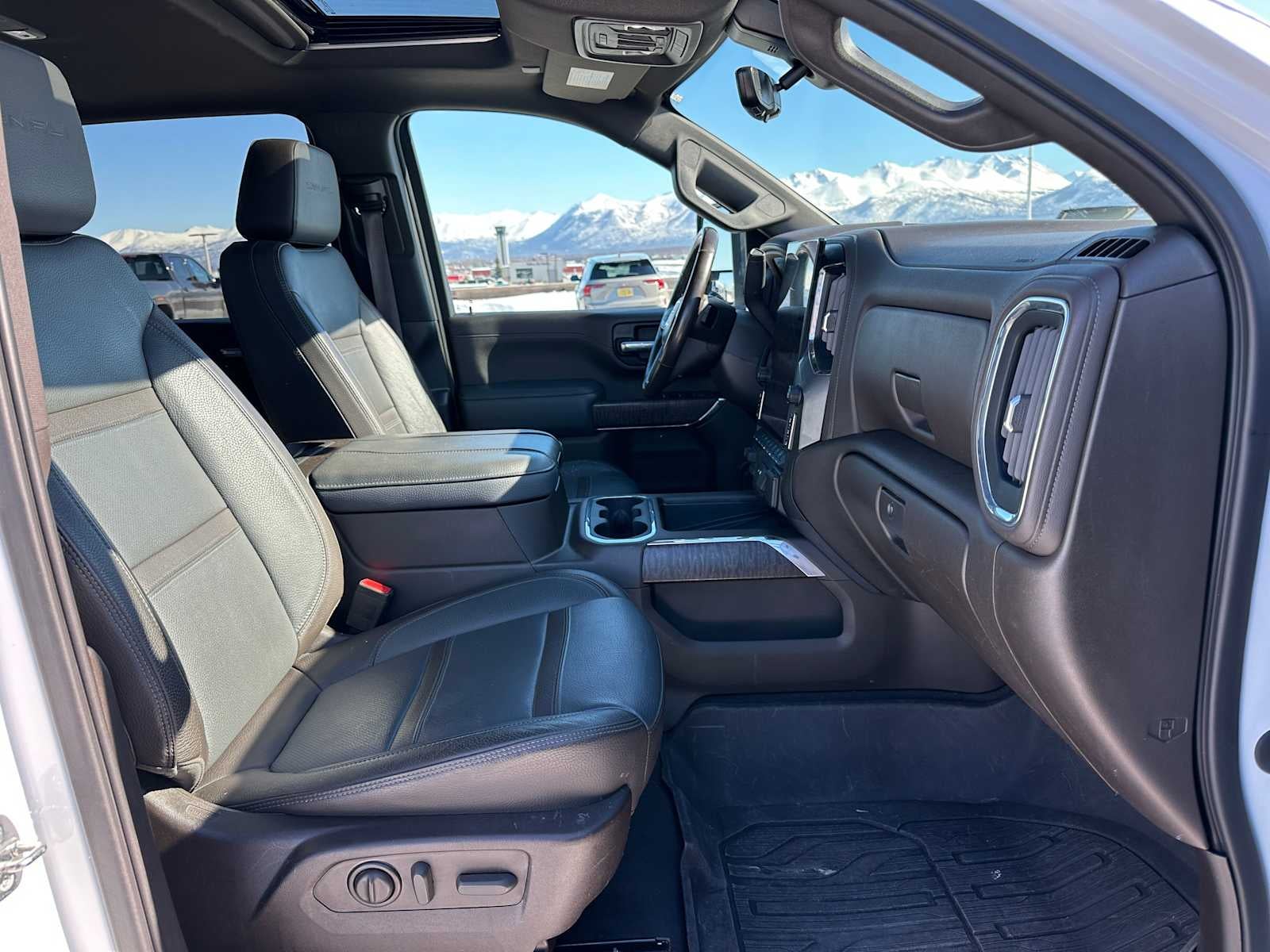 2023 GMC Sierra 2500HD Denali