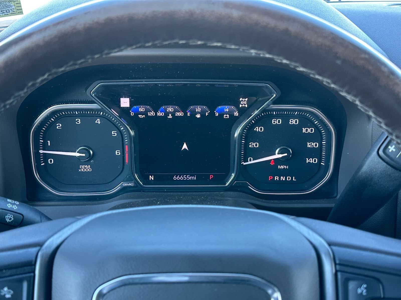 2023 GMC Sierra 2500HD Denali