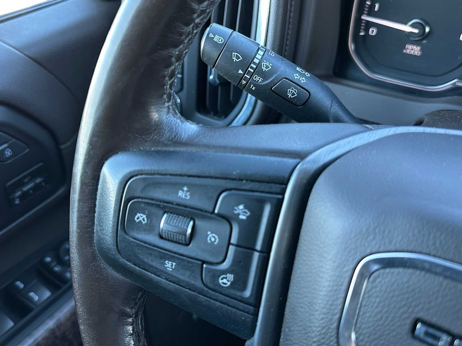 2023 GMC Sierra 2500HD Denali