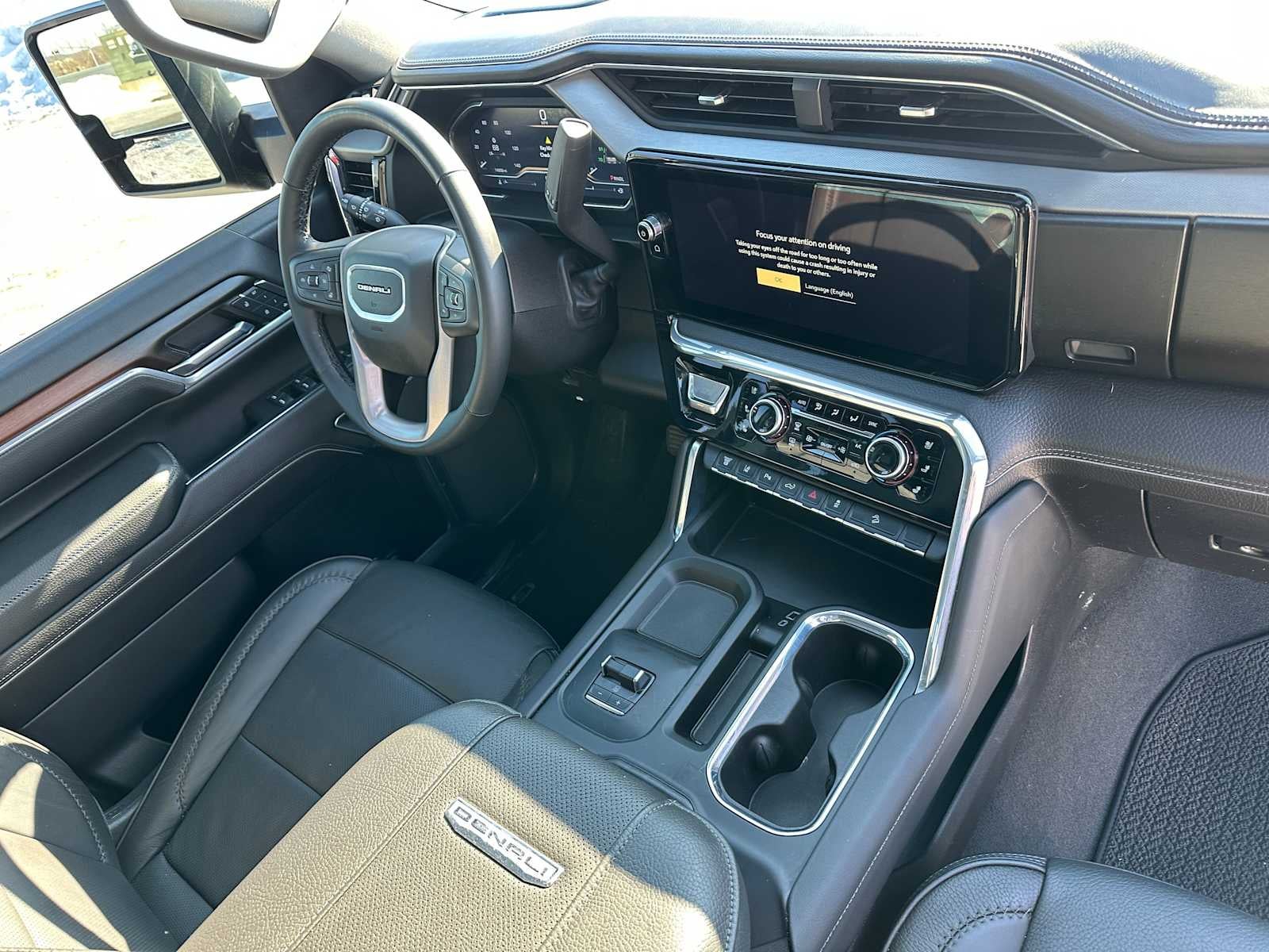 2024 GMC Sierra 2500HD Denali