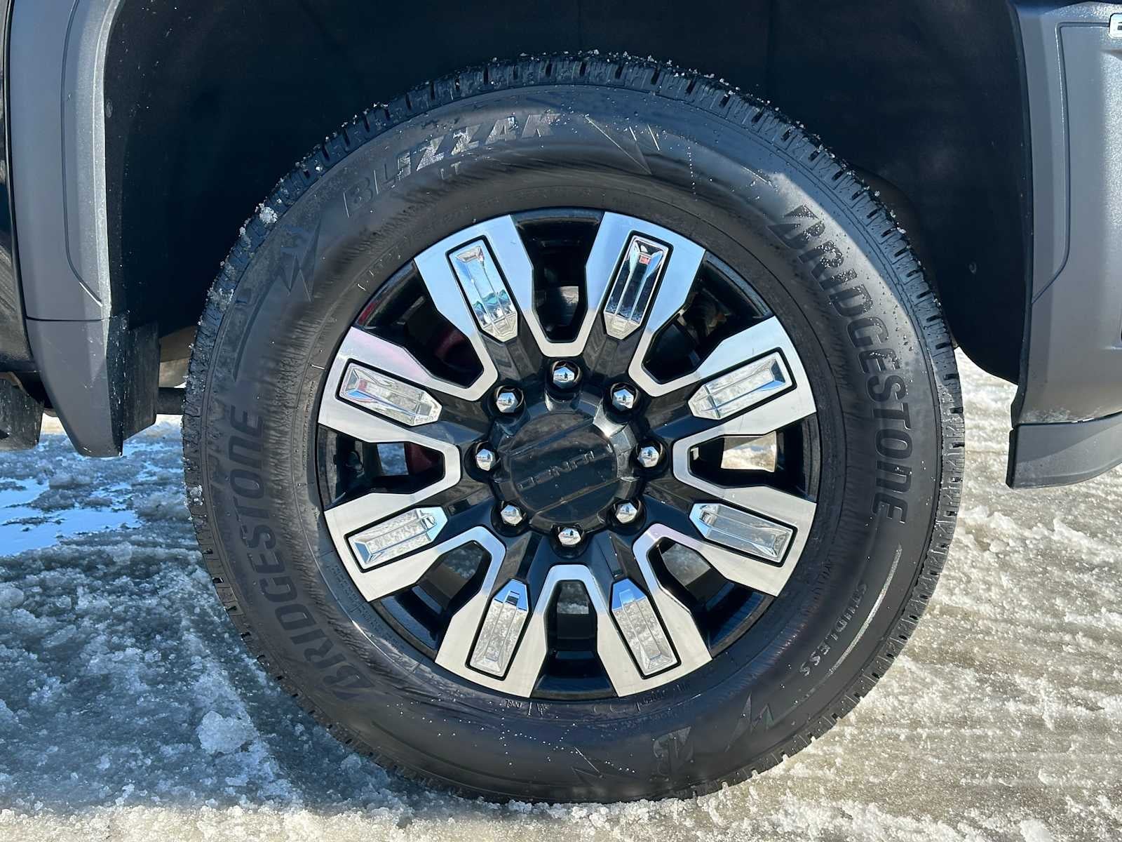 2024 GMC Sierra 2500HD Denali