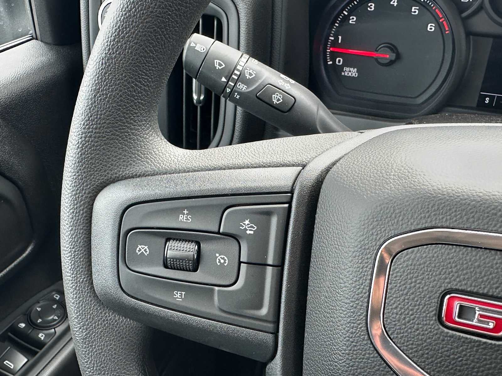 2026 GMC Sierra 2500HD Pro