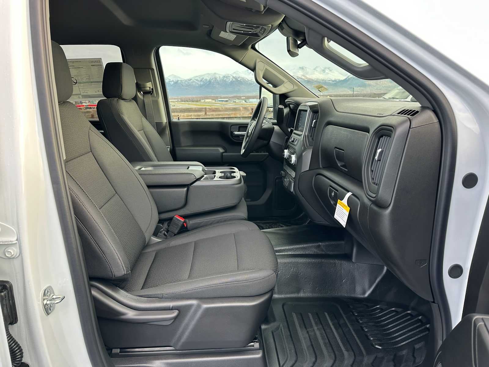 2026 GMC Sierra 2500HD Pro