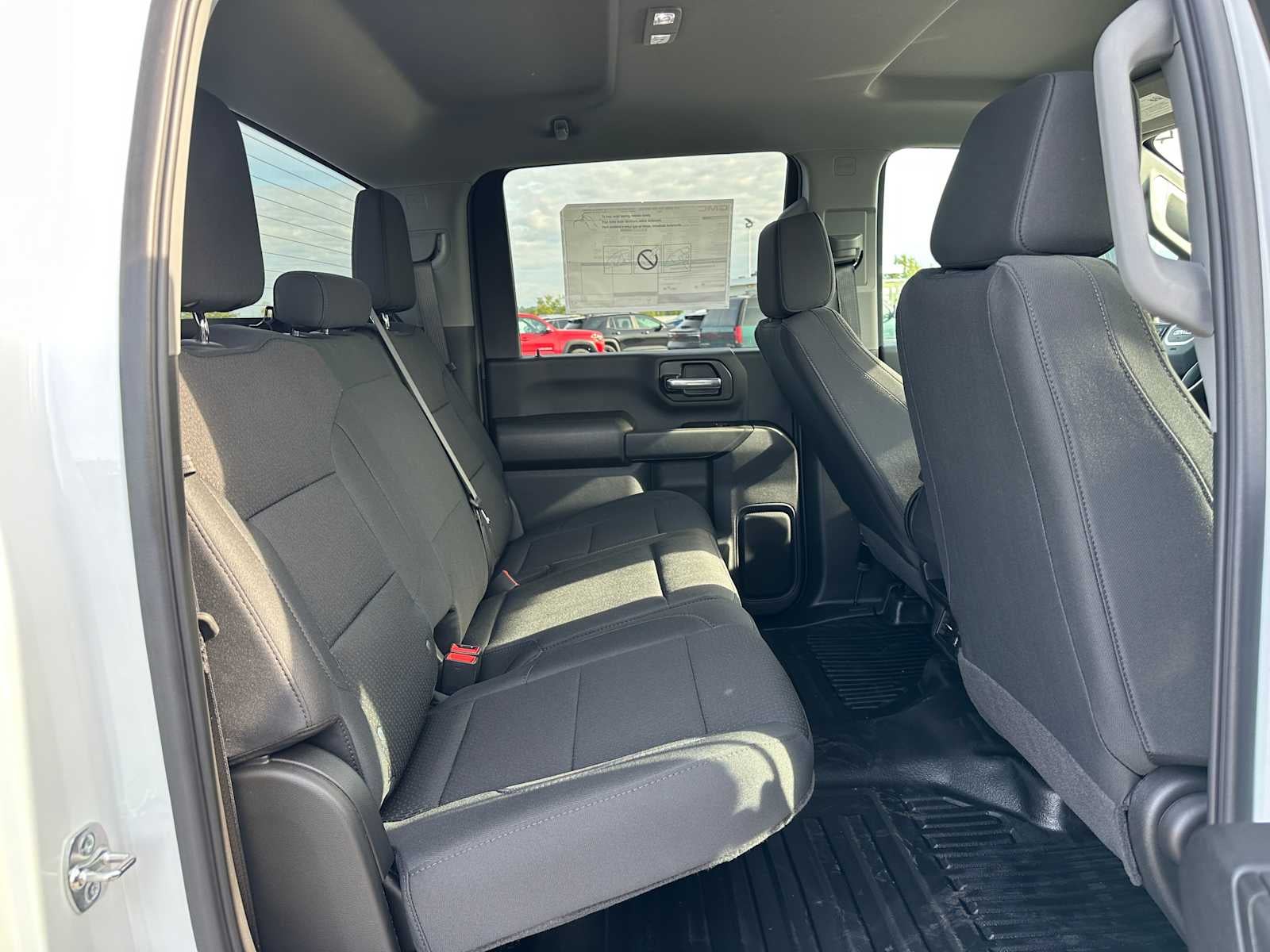 2025 GMC Sierra 2500HD Pro