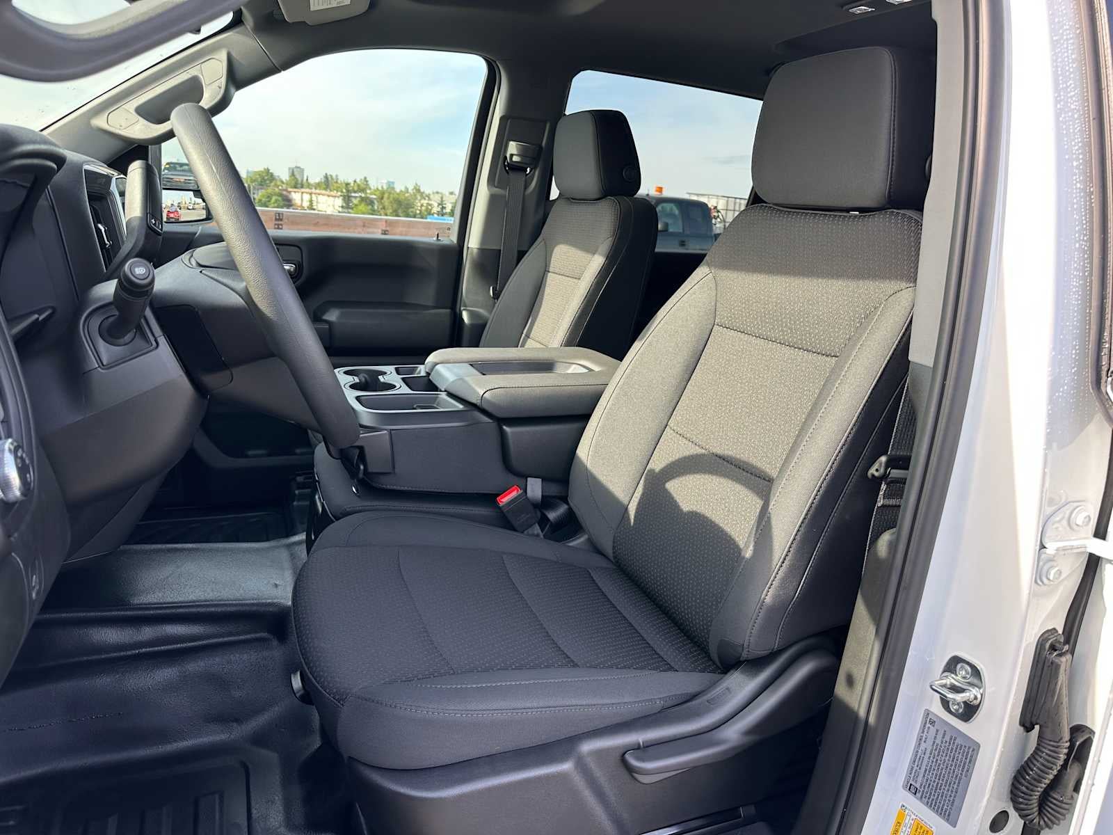 2025 GMC Sierra 2500HD Pro