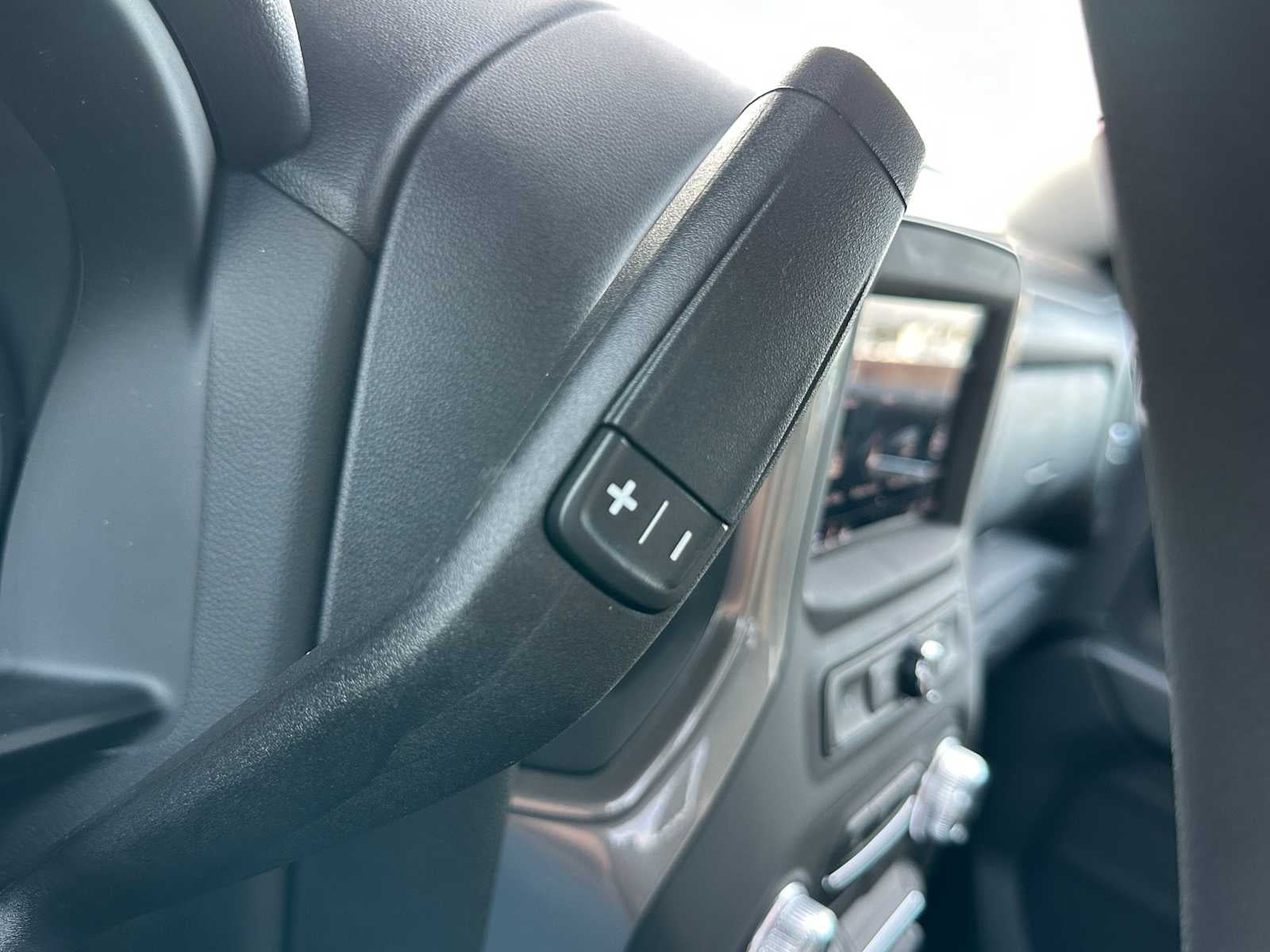 2025 GMC Sierra 2500HD Pro
