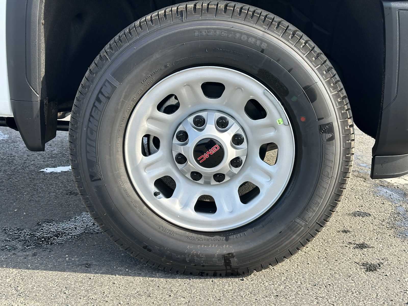 2025 GMC Sierra 2500HD Pro