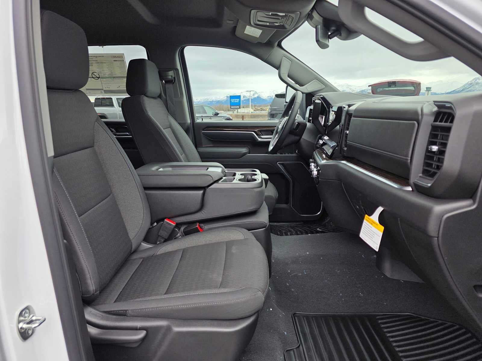 2026 GMC Sierra 2500HD SLE