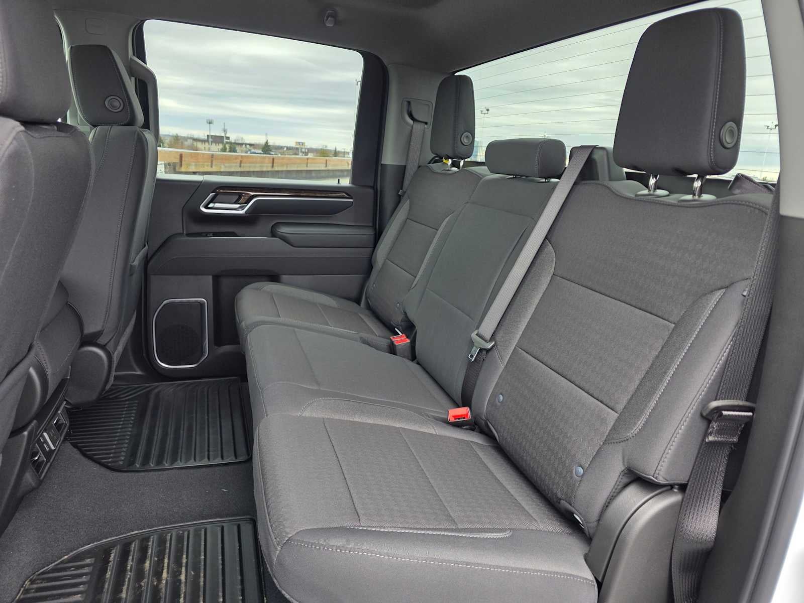 2026 GMC Sierra 2500HD SLE