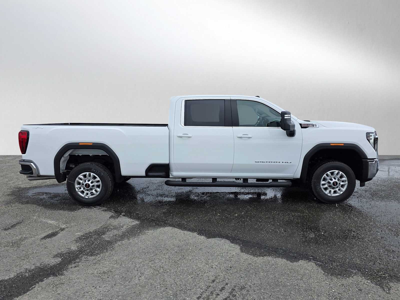 2026 GMC Sierra 2500HD SLE