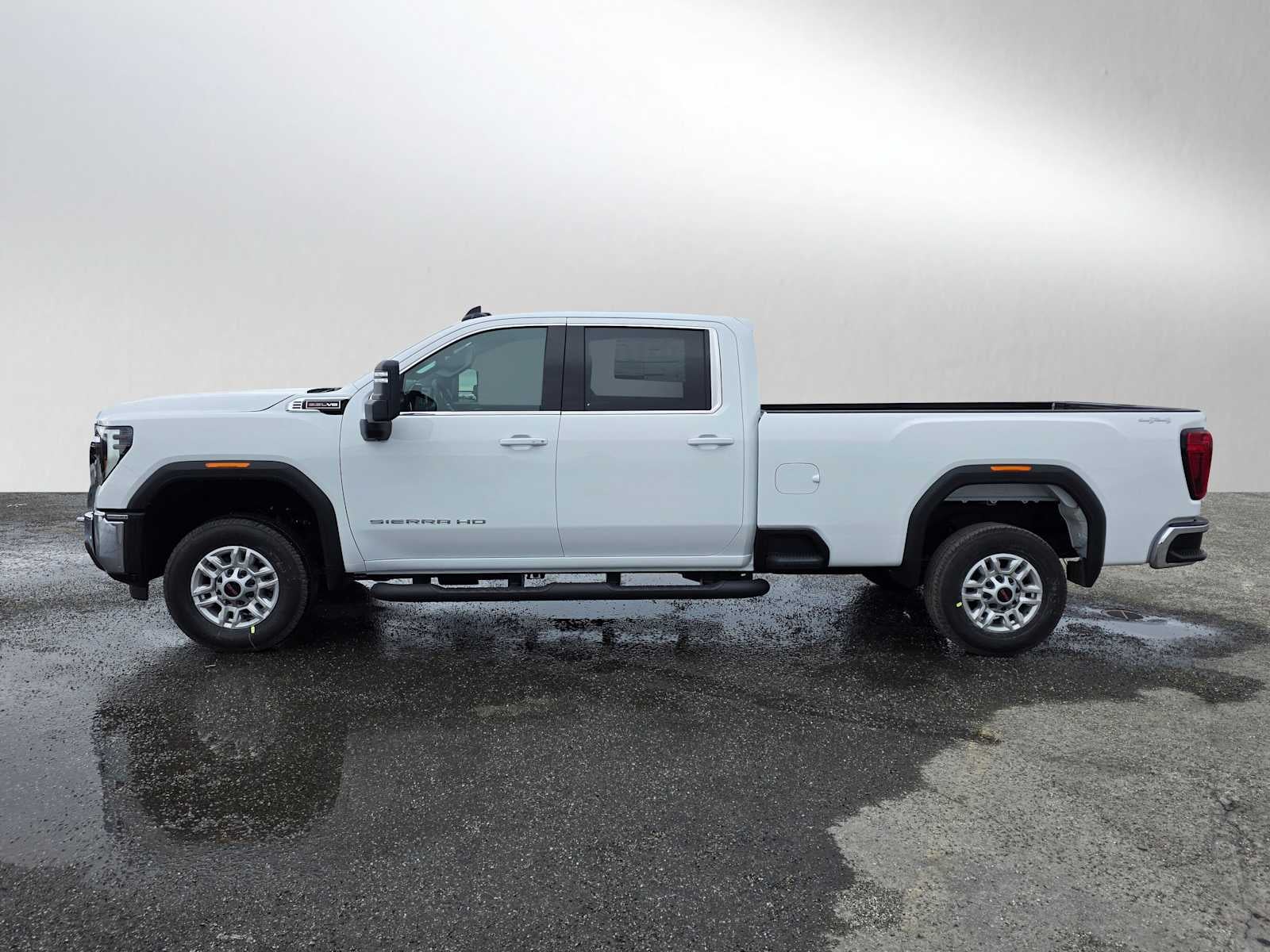 2026 GMC Sierra 2500HD SLE