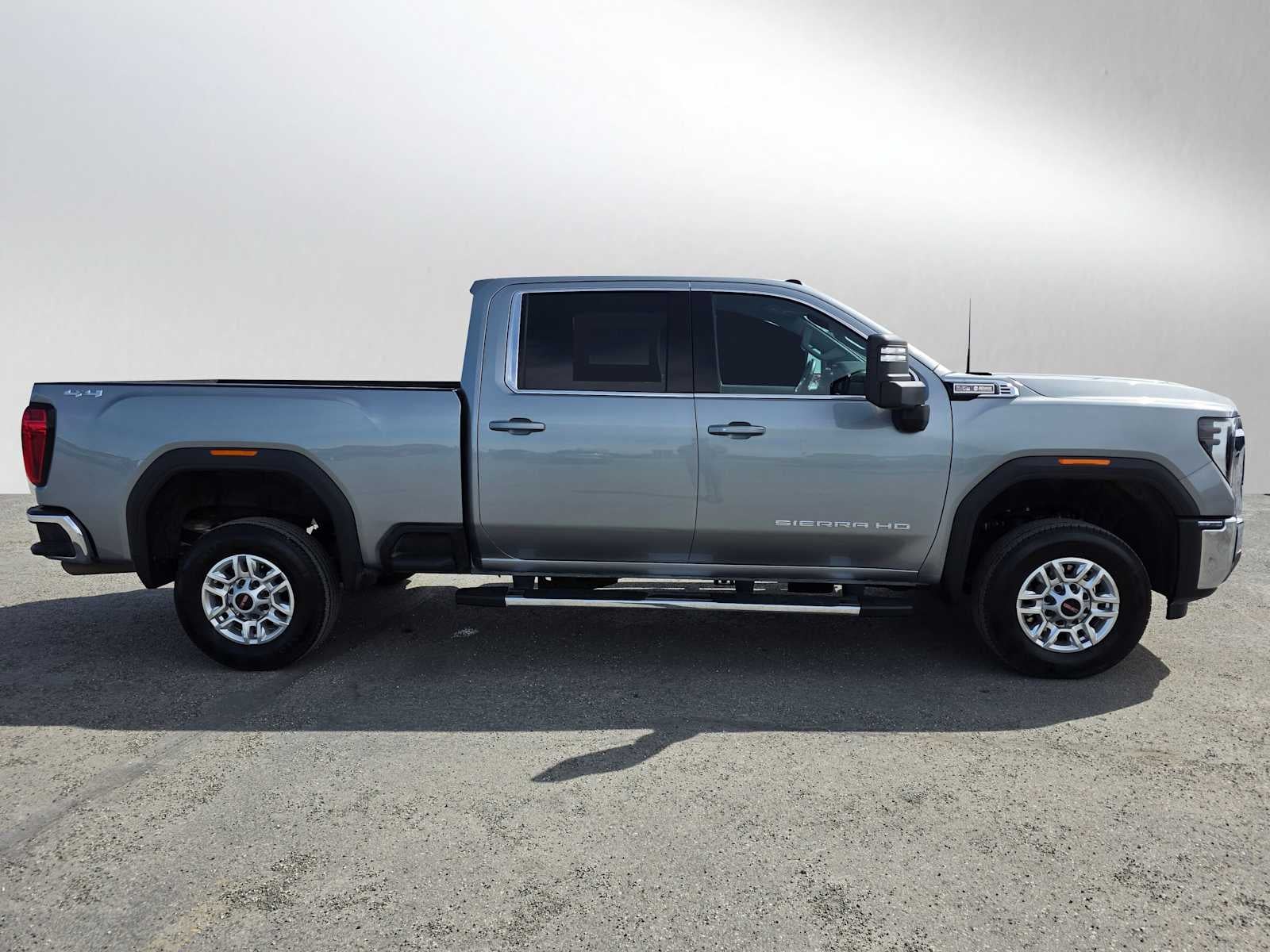 2025 GMC Sierra 2500HD SLE