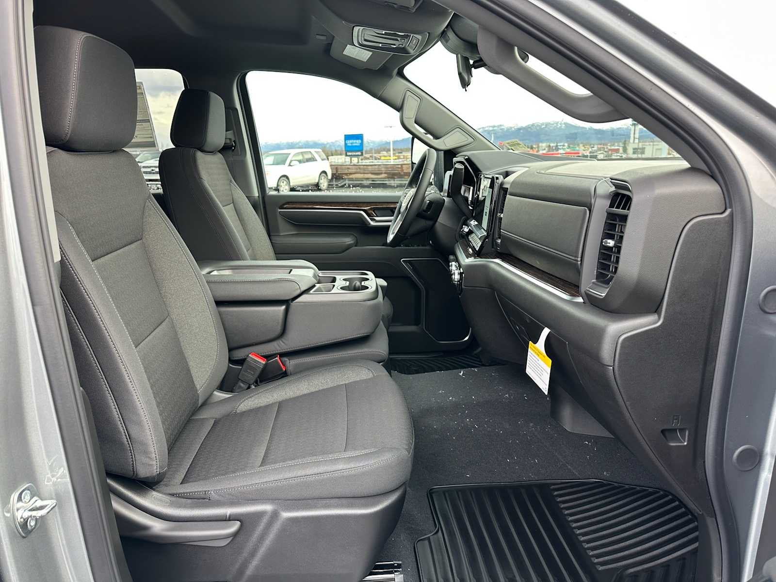 2026 GMC Sierra 2500HD SLE