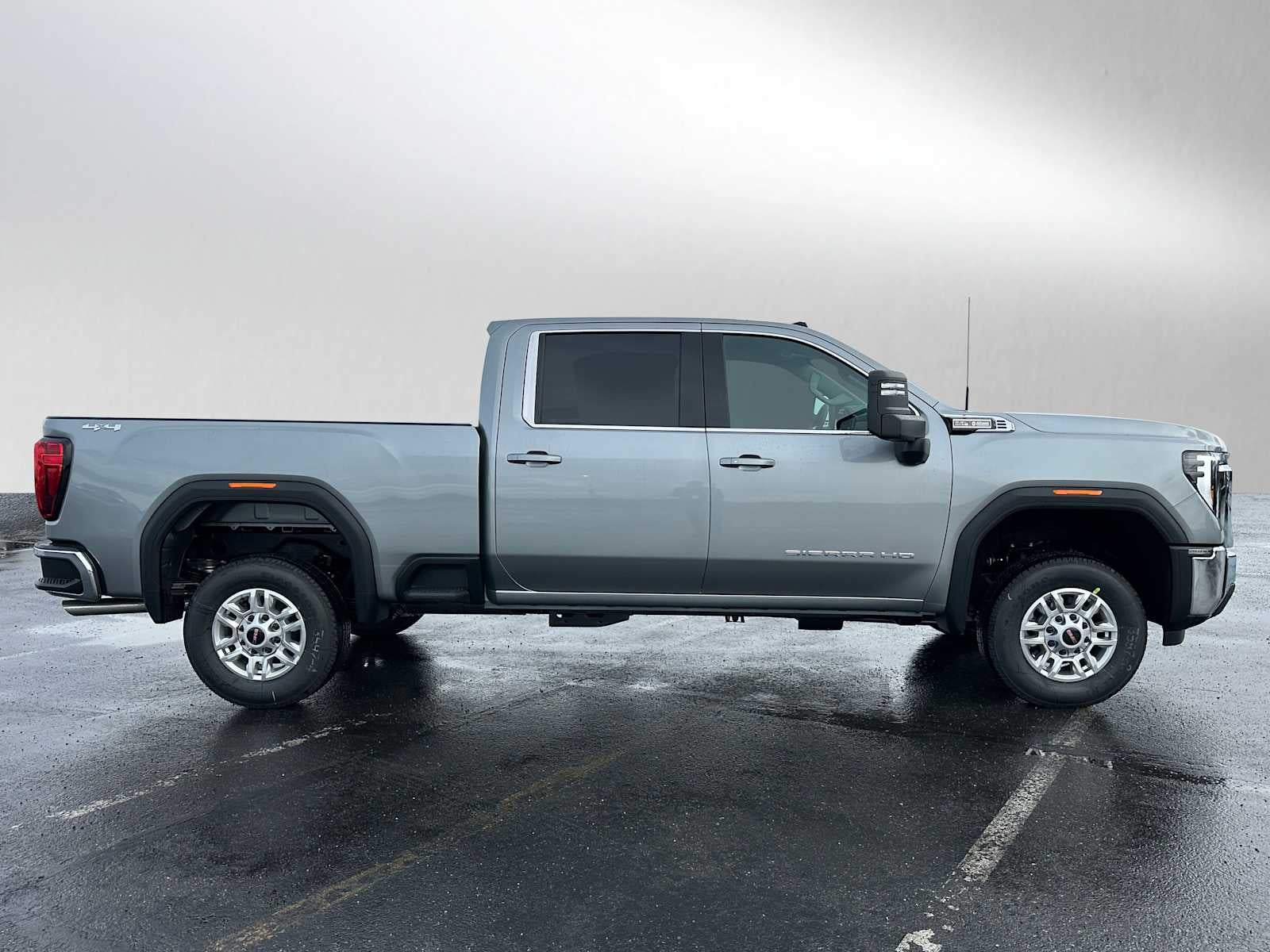 2026 GMC Sierra 2500HD SLE