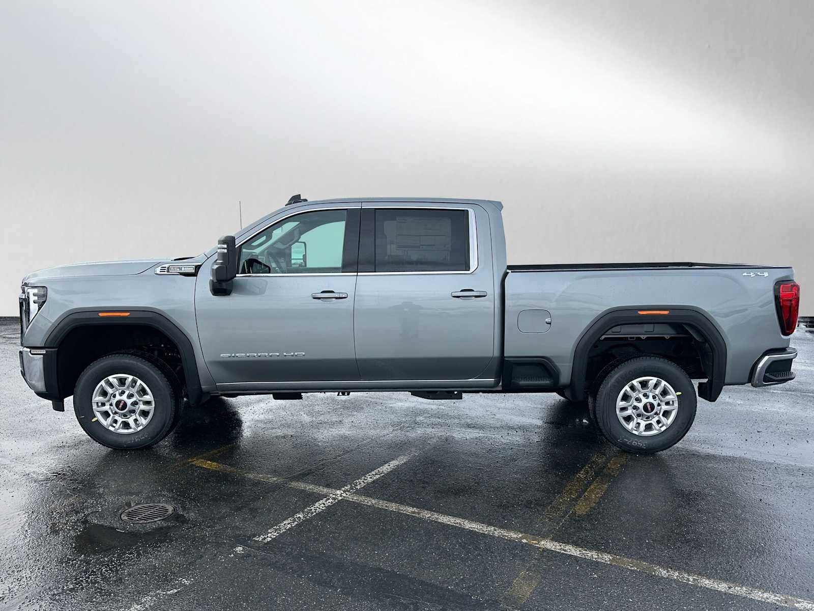 2026 GMC Sierra 2500HD SLE