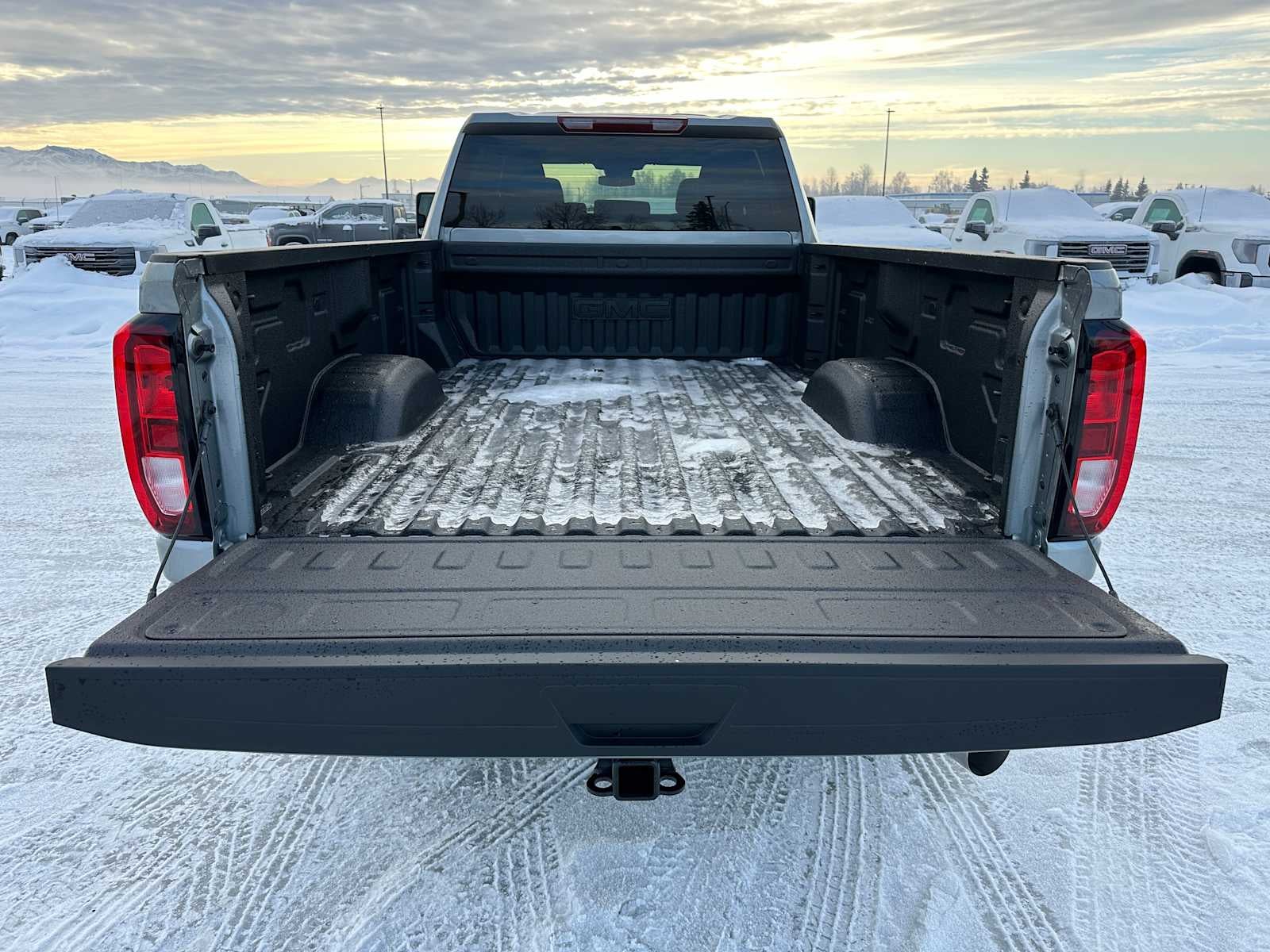 2026 GMC Sierra 2500HD SLE