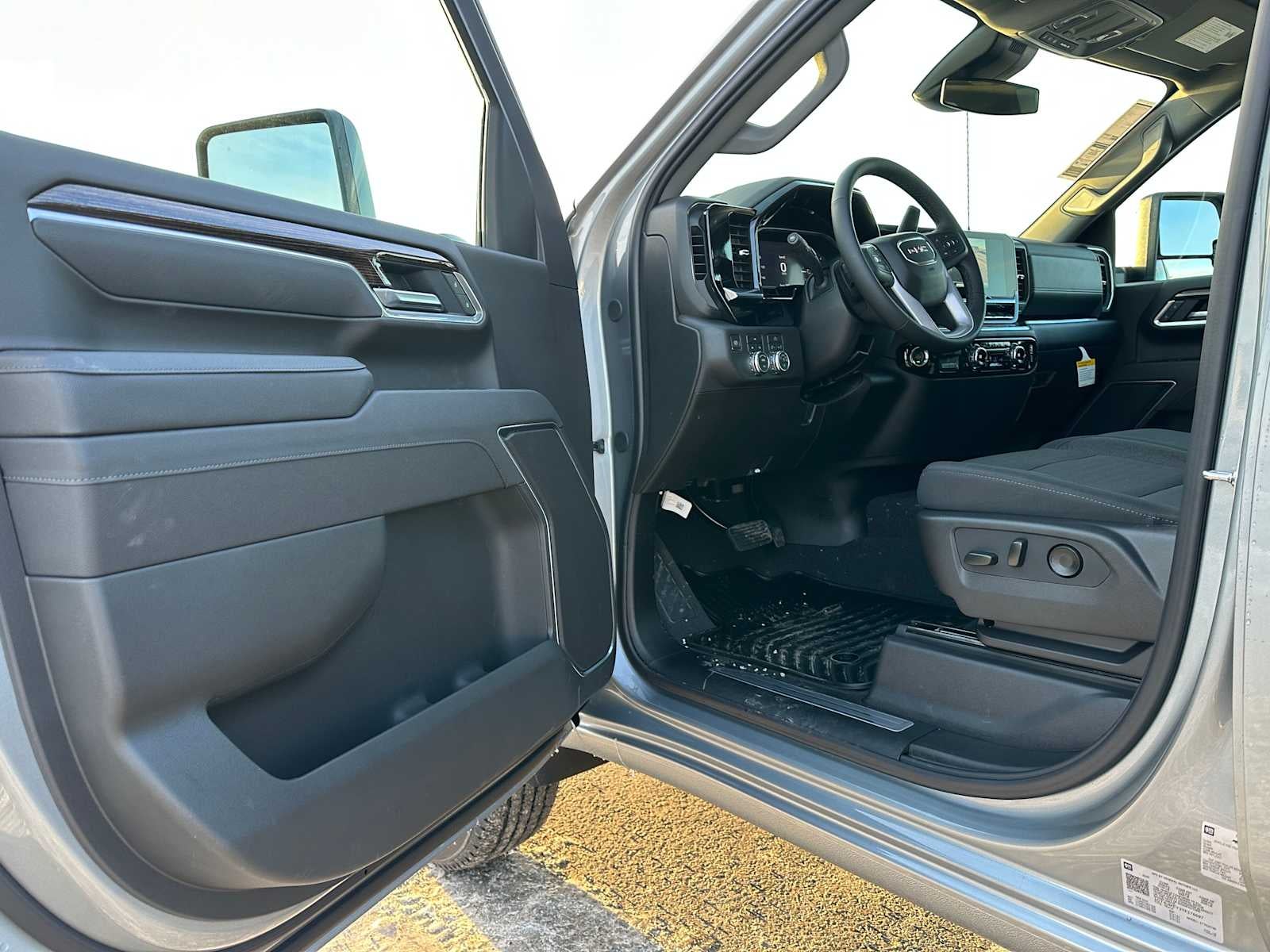 2026 GMC Sierra 2500HD SLE