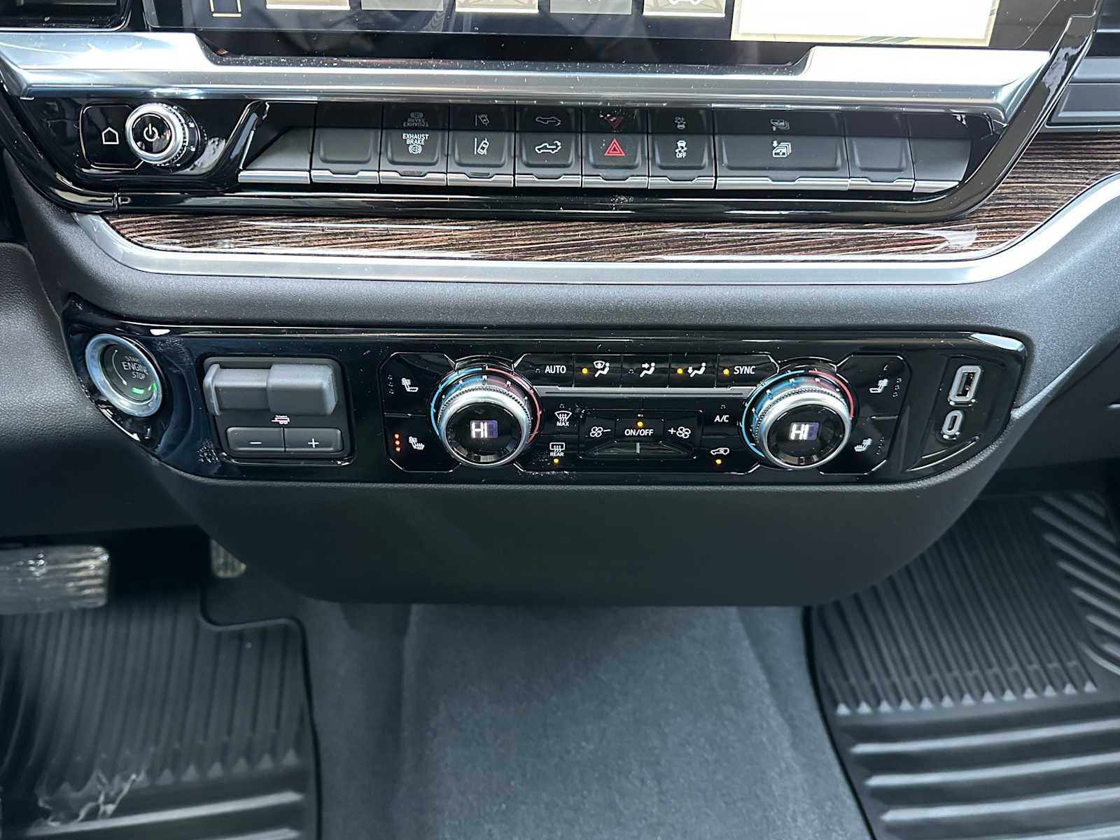 2026 GMC Sierra 2500HD SLE