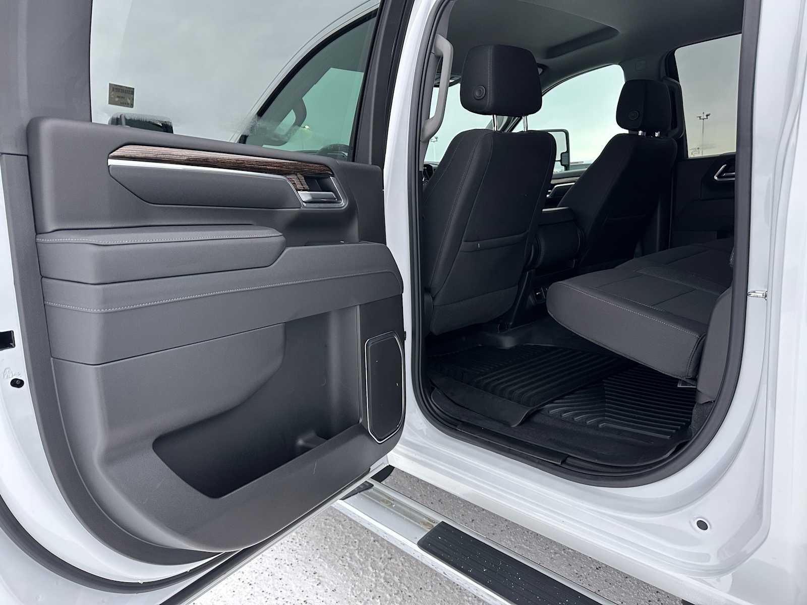 2025 GMC Sierra 2500HD SLE