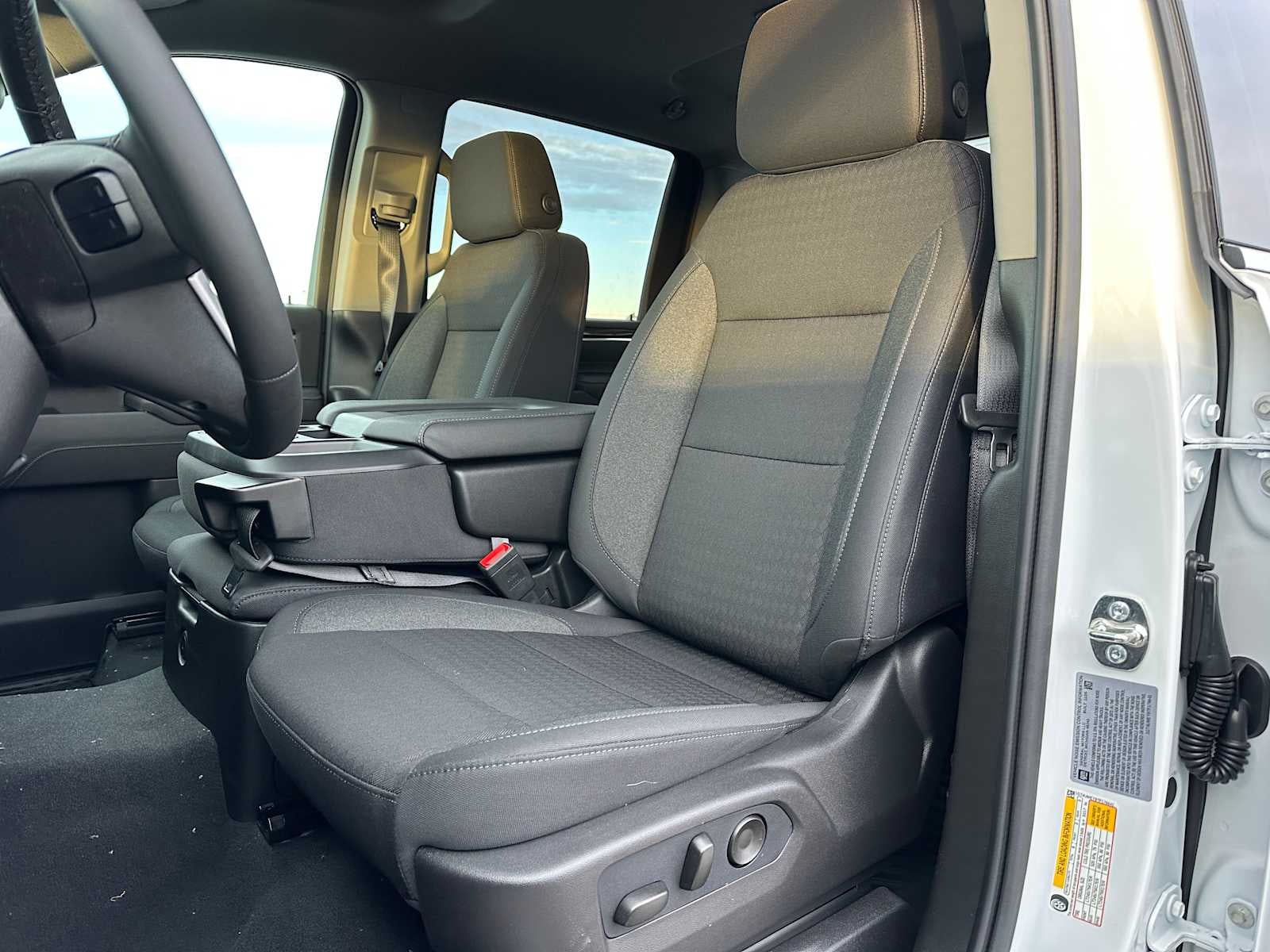 2026 GMC Sierra 2500HD SLE