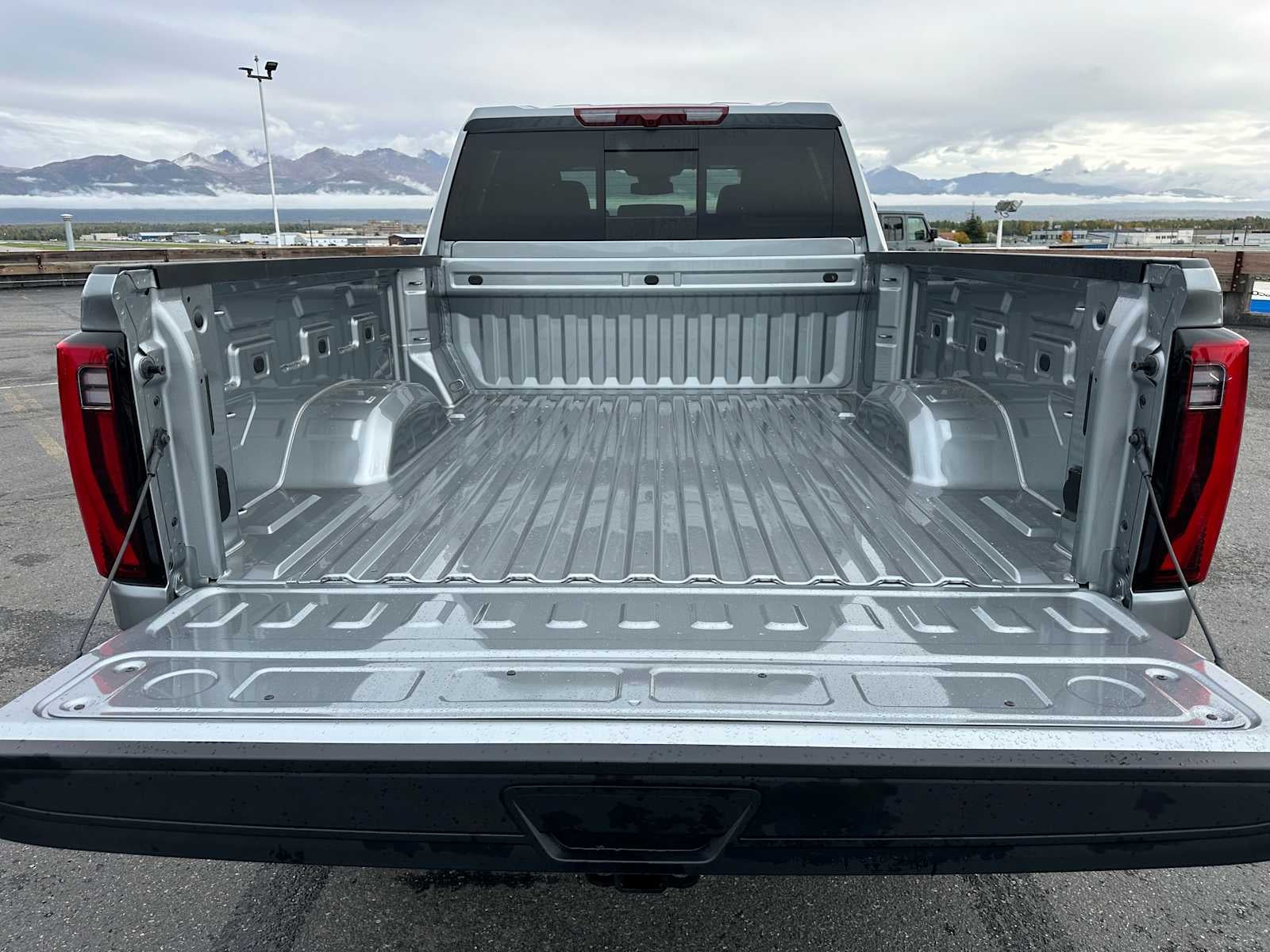 2026 GMC Sierra 2500HD SLT