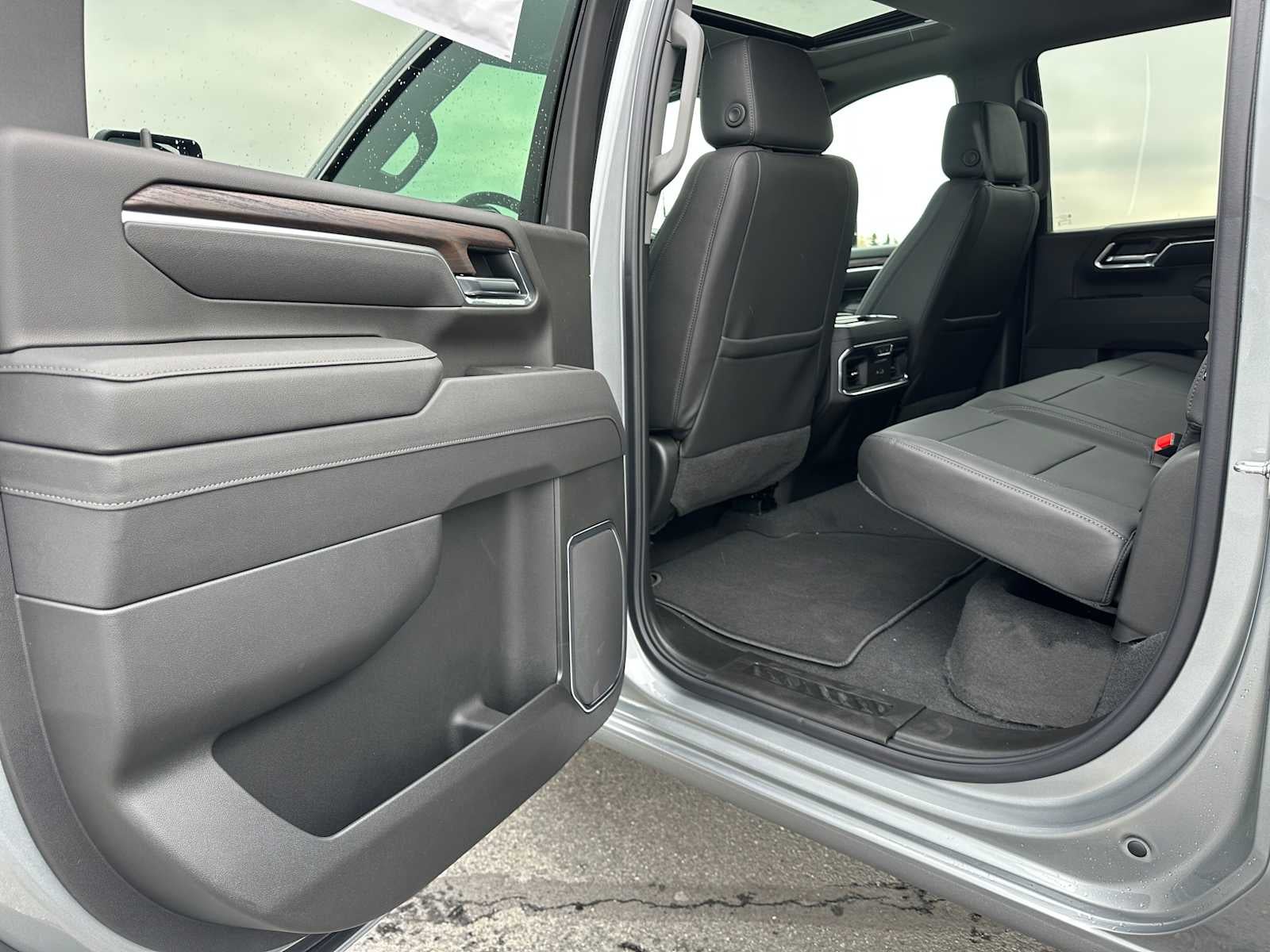 2026 GMC Sierra 2500HD SLT