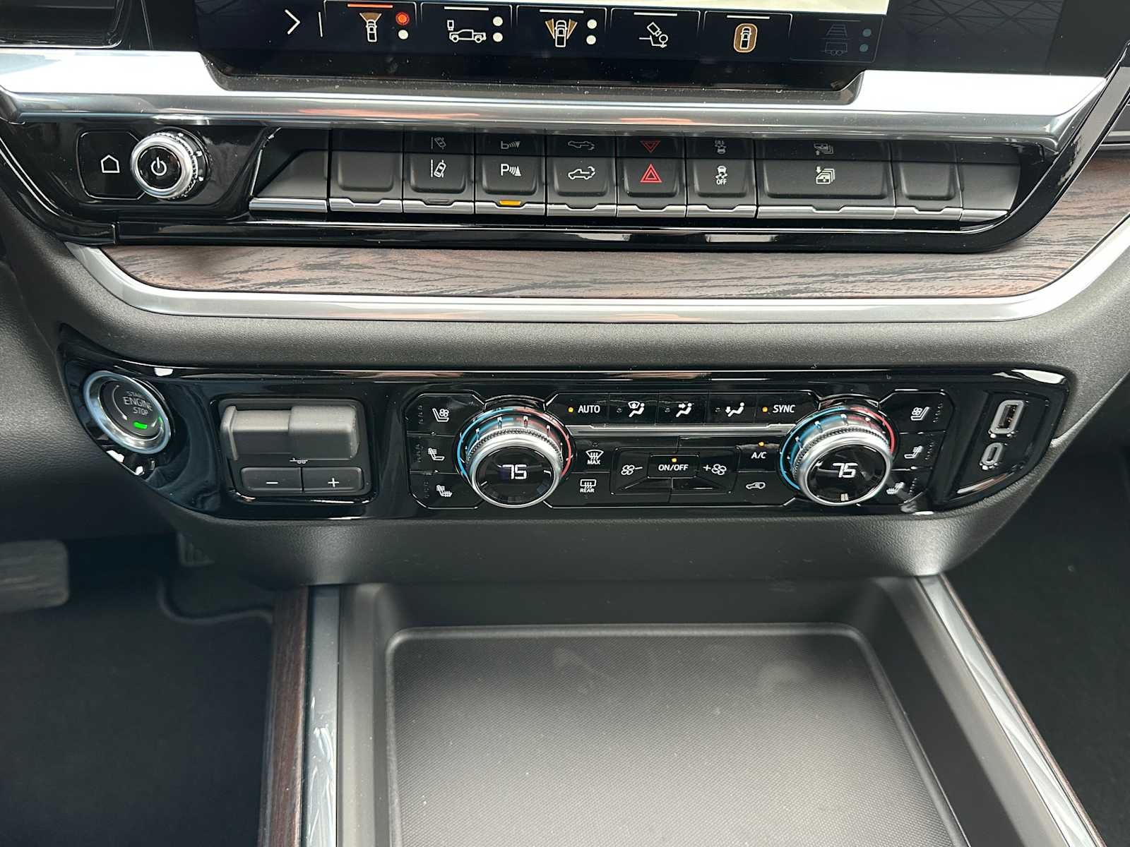 2026 GMC Sierra 2500HD SLT