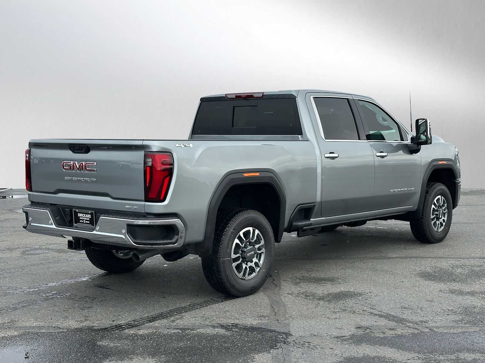 2026 GMC Sierra 2500HD SLT