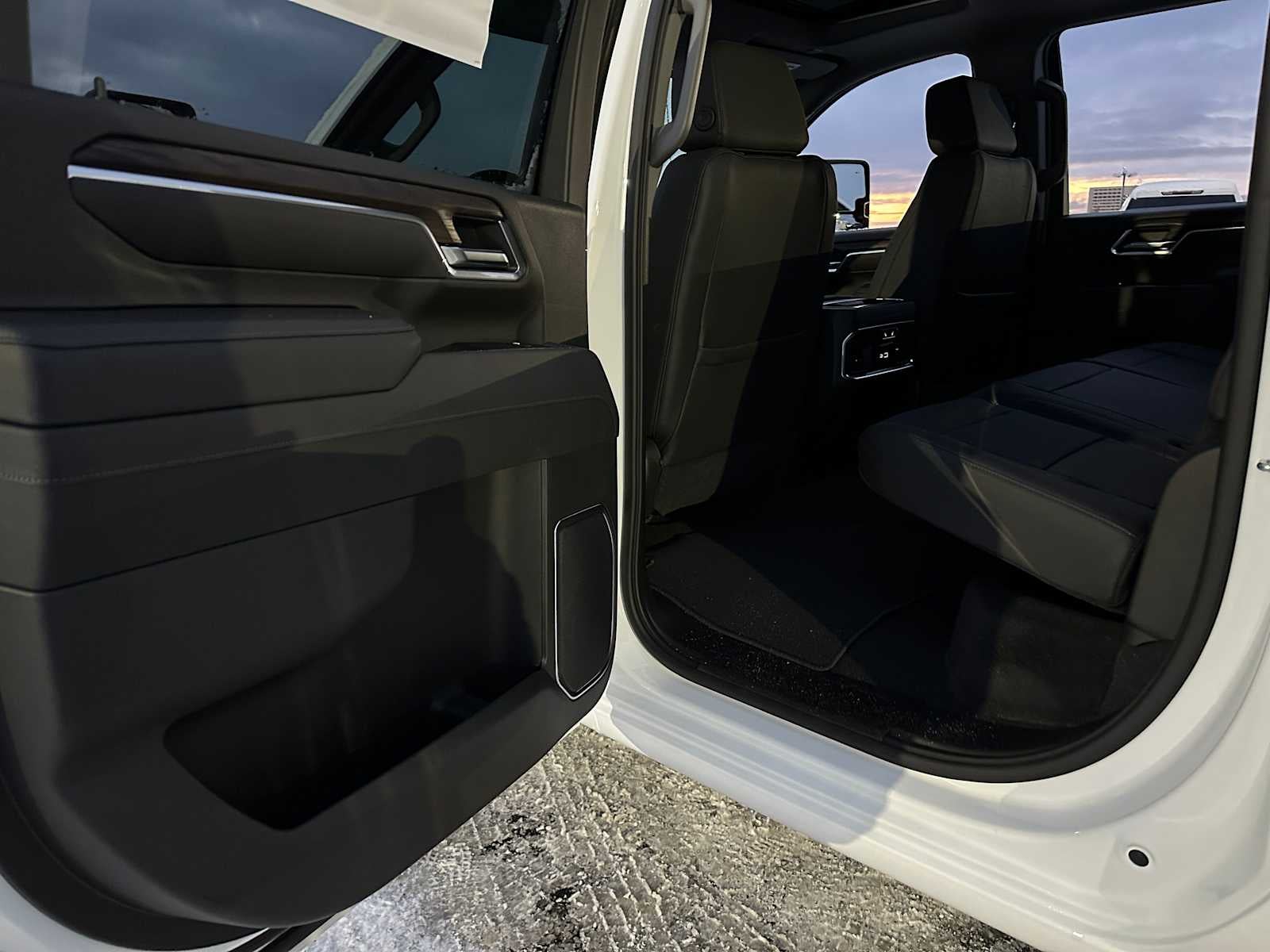 2026 GMC Sierra 2500HD SLT