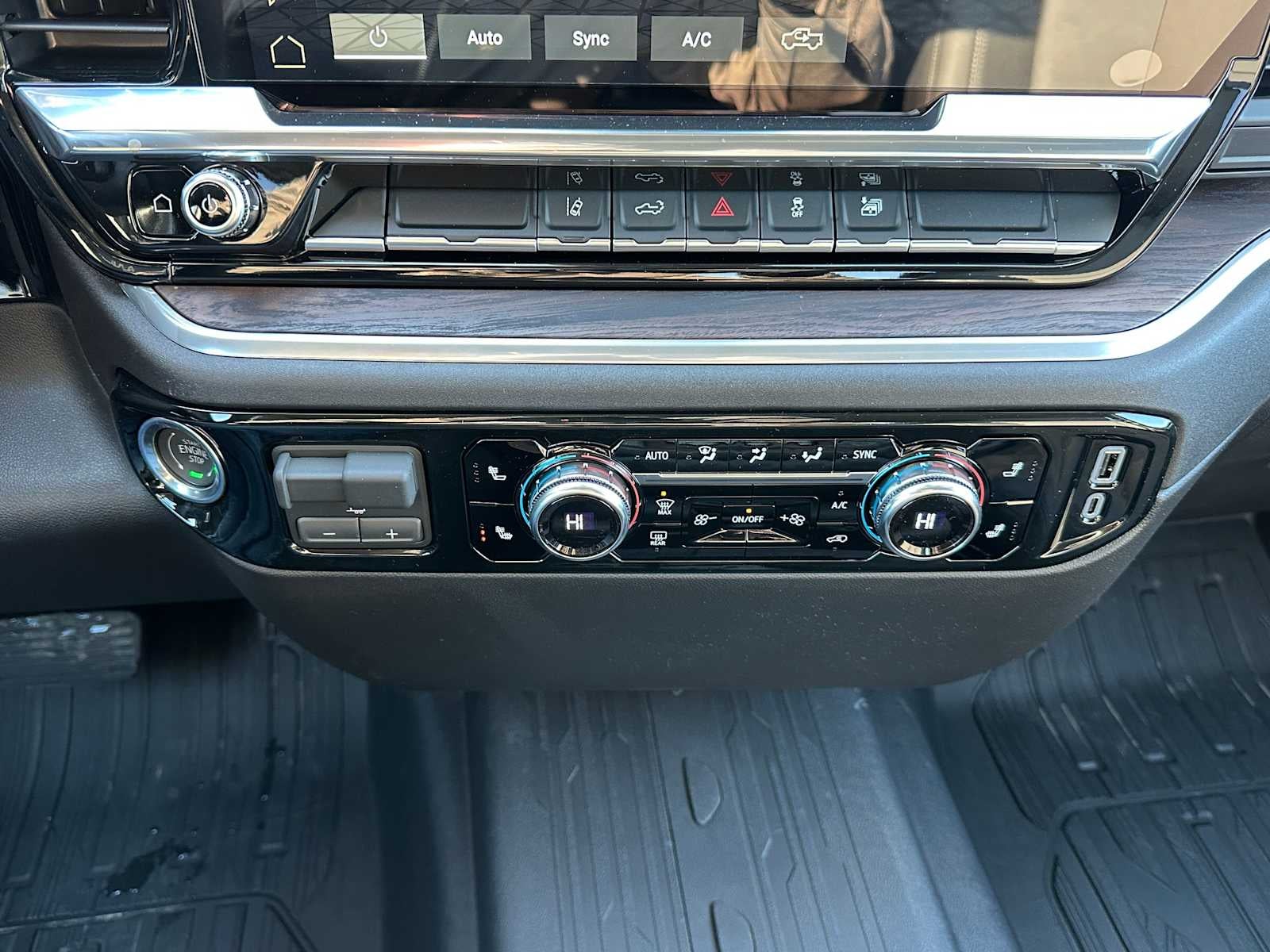 2026 GMC Sierra 2500HD SLT