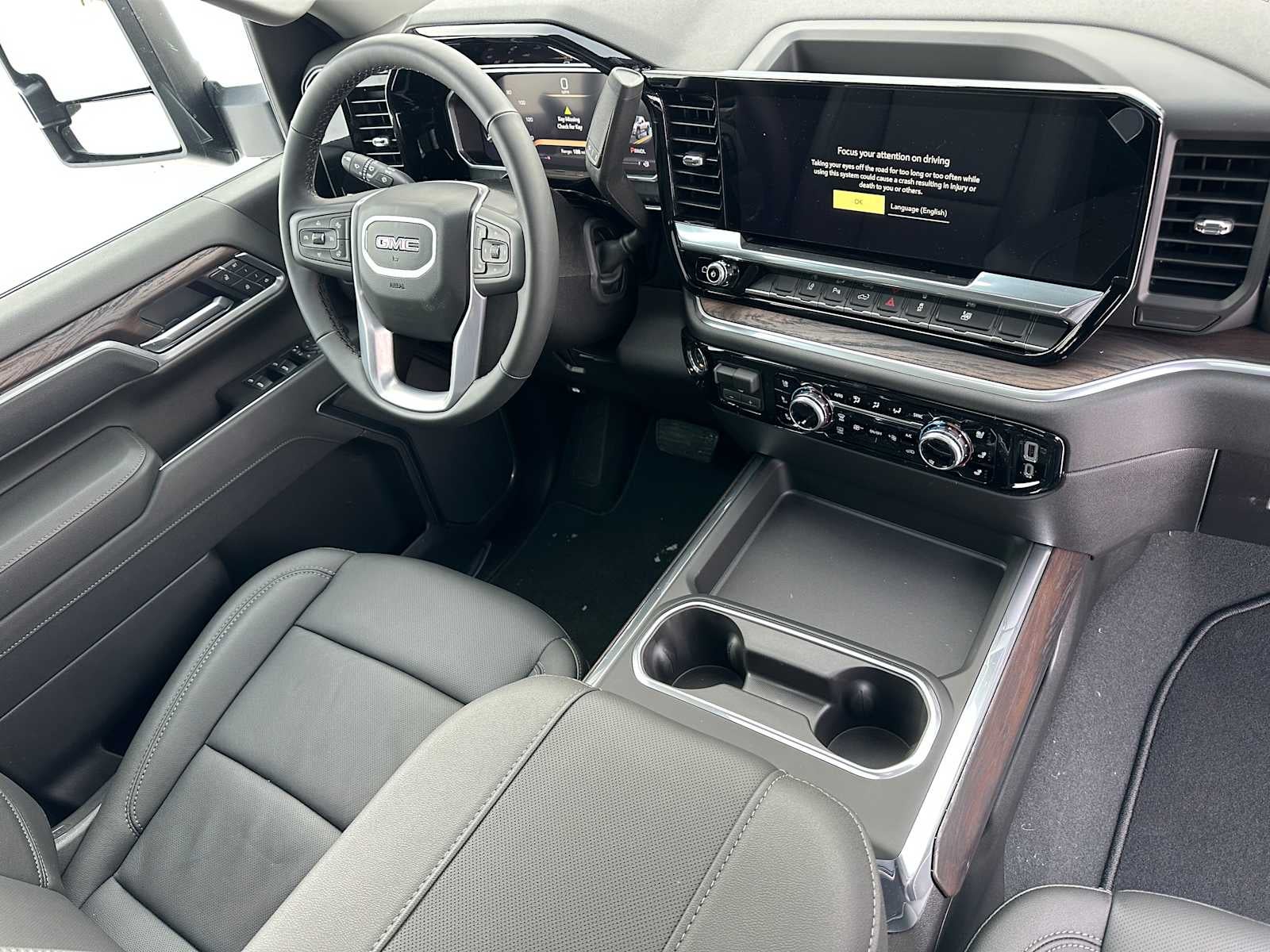 2026 GMC Sierra 2500HD SLT