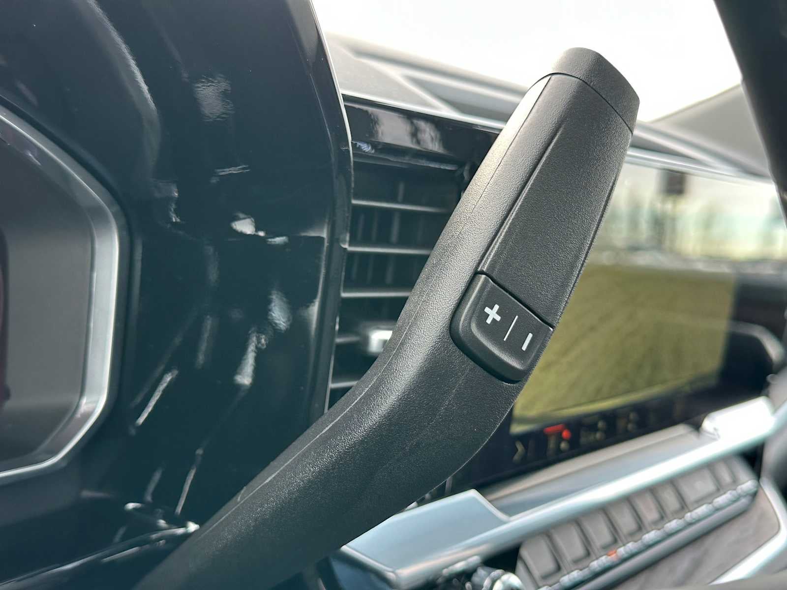 2026 GMC Sierra 2500HD SLT