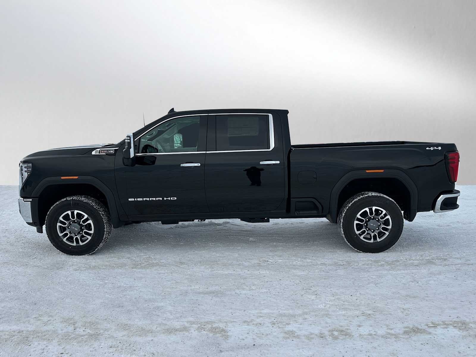 2026 GMC Sierra 2500HD SLT