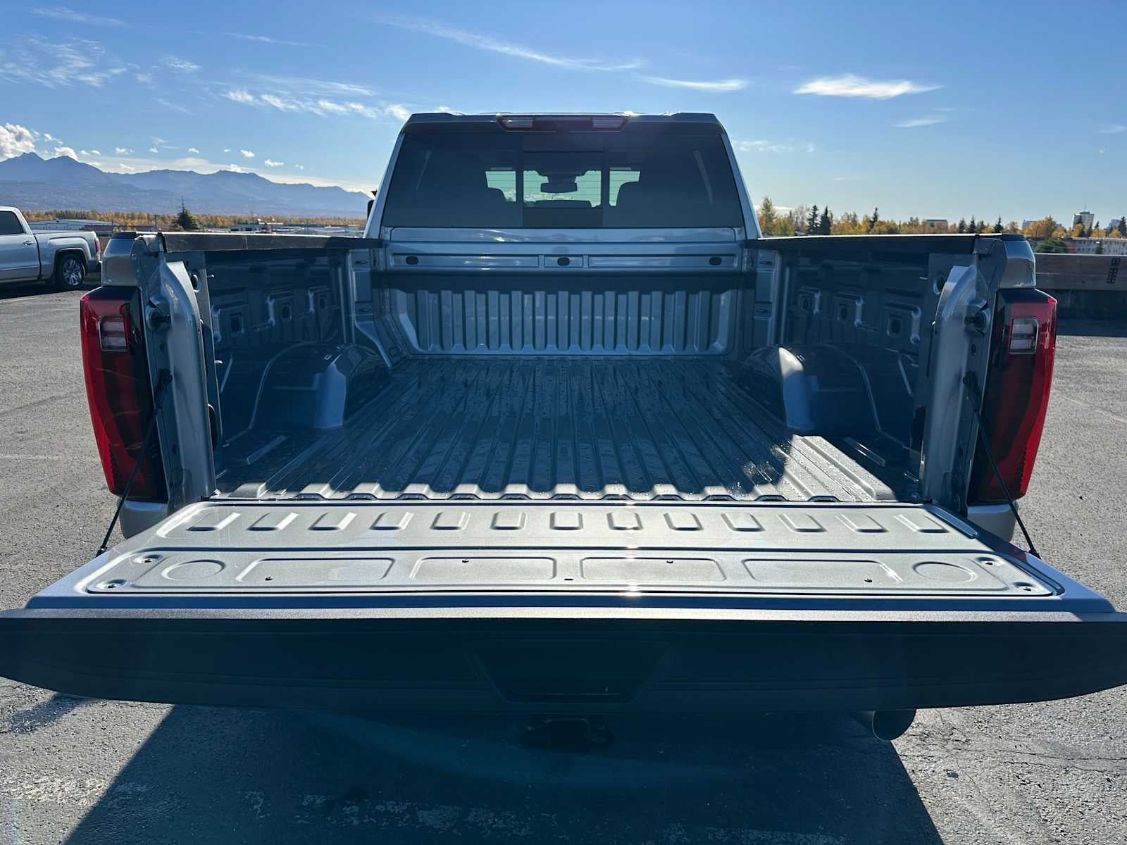 2026 GMC Sierra 2500HD SLT