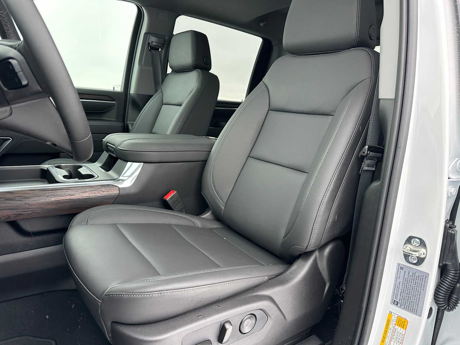 2026 GMC Sierra 2500HD SLT