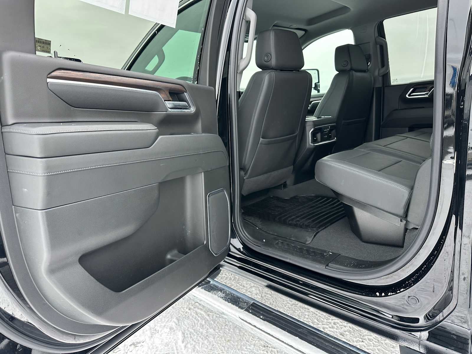 2025 GMC Sierra 2500HD SLT