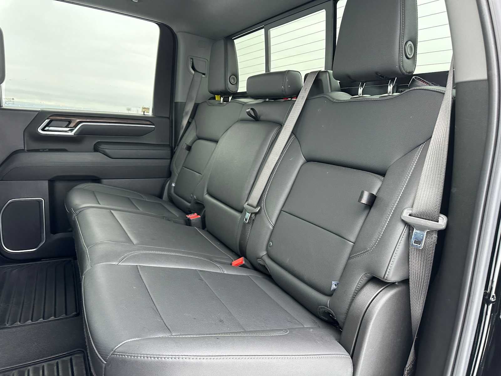 2025 GMC Sierra 2500HD SLT