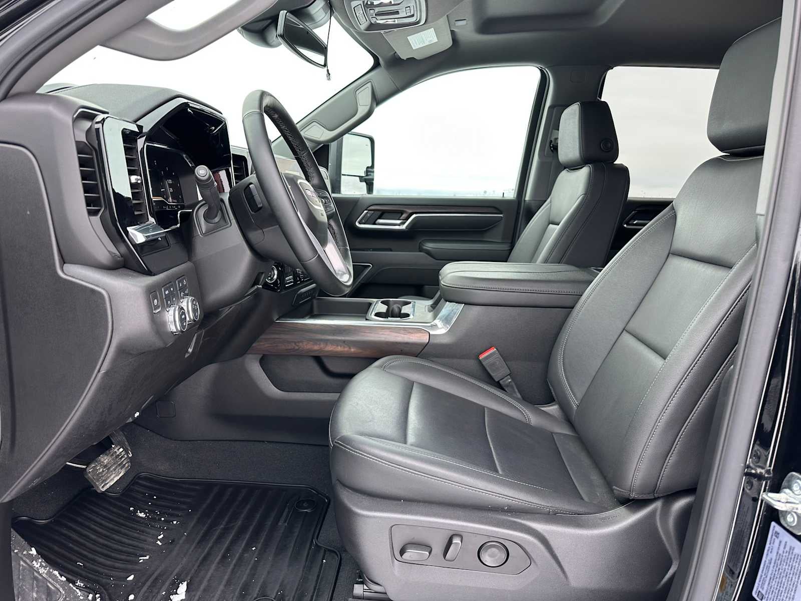2025 GMC Sierra 2500HD SLT
