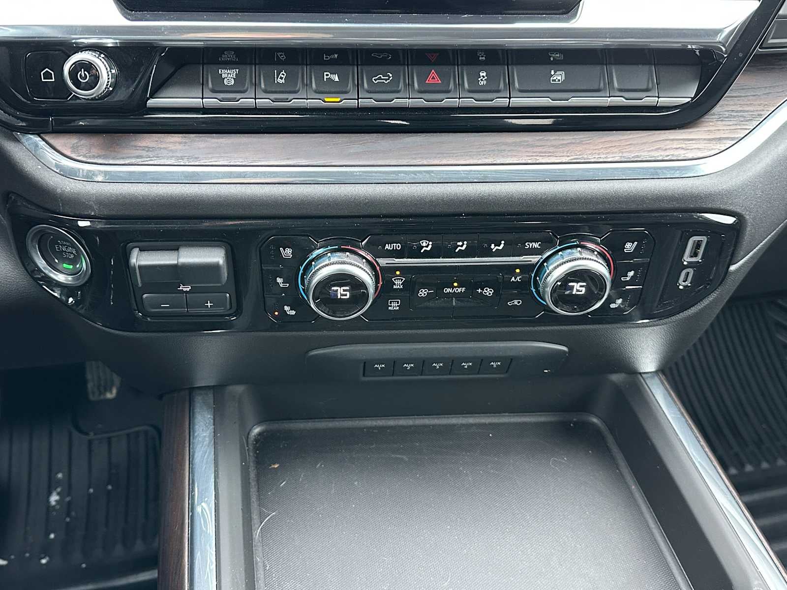 2025 GMC Sierra 2500HD SLT
