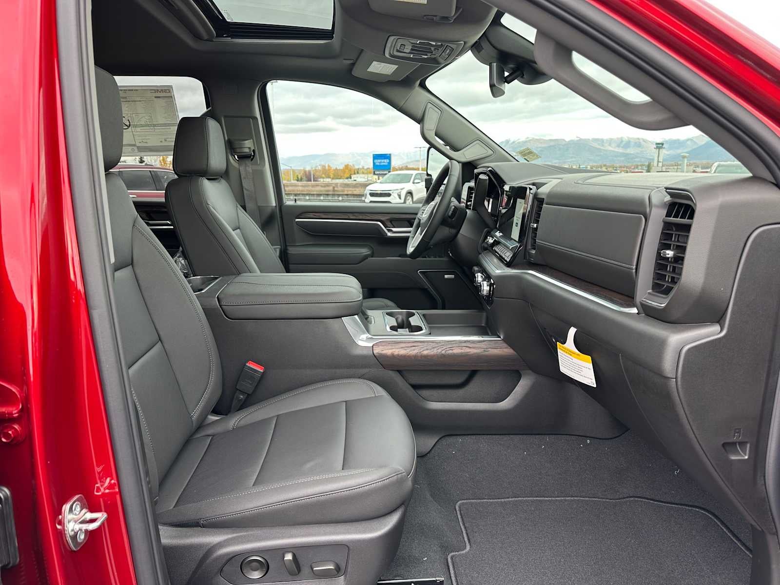 2026 GMC Sierra 2500HD SLT