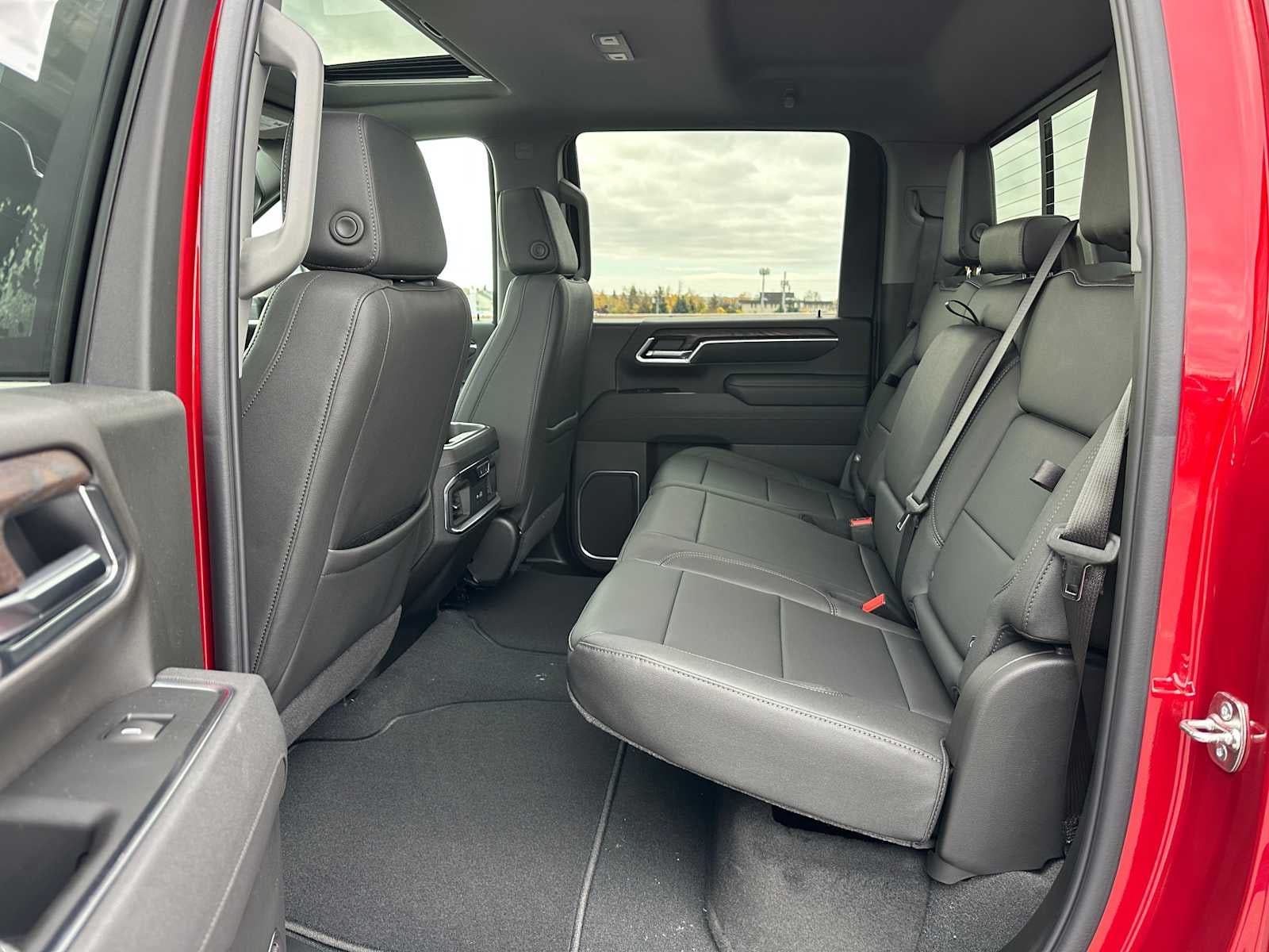 2026 GMC Sierra 2500HD SLT